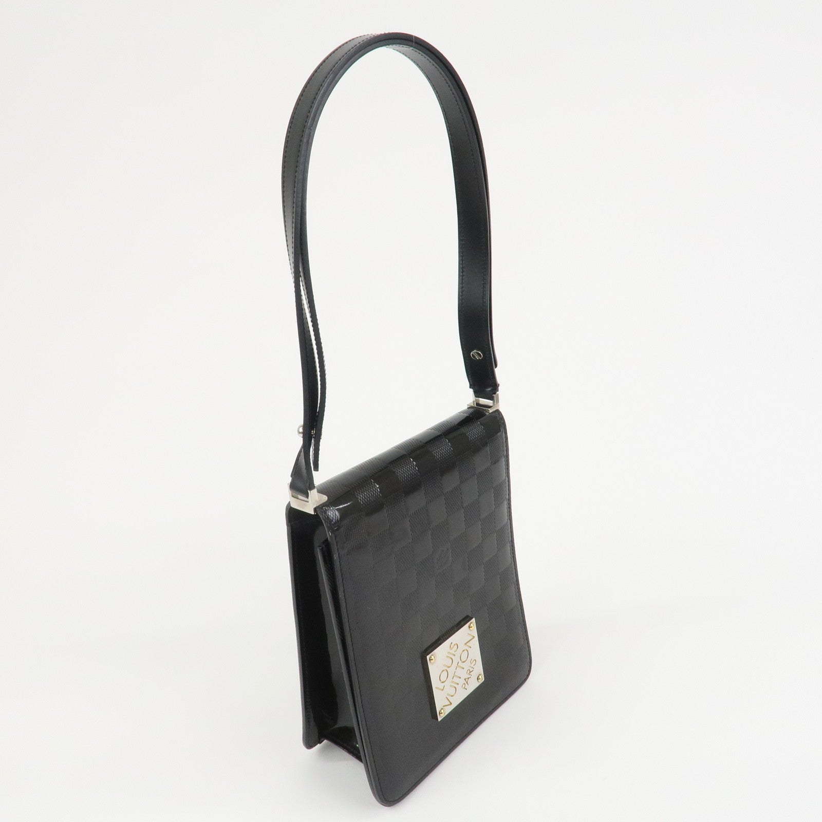 Louis Vuitton Damier Vernis Club Shoulder Bag Noir M92127