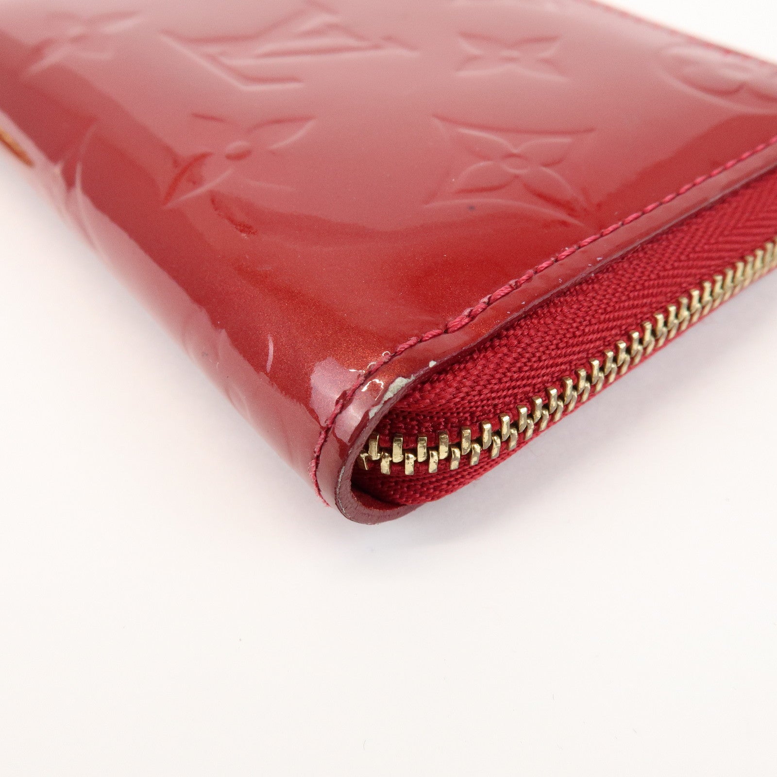 Louis Vuitton Monogram Vernis Leather Zippy Coin Case Pomme d'Amour