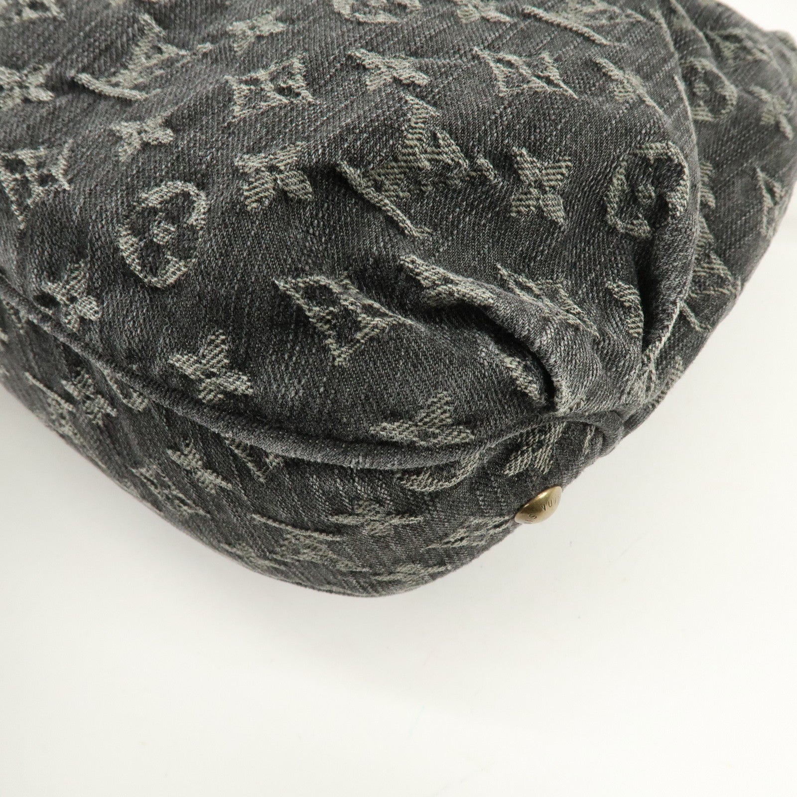 Louis Vuitton Monogram Denim Slightly Shoulder Bag Noir M95835