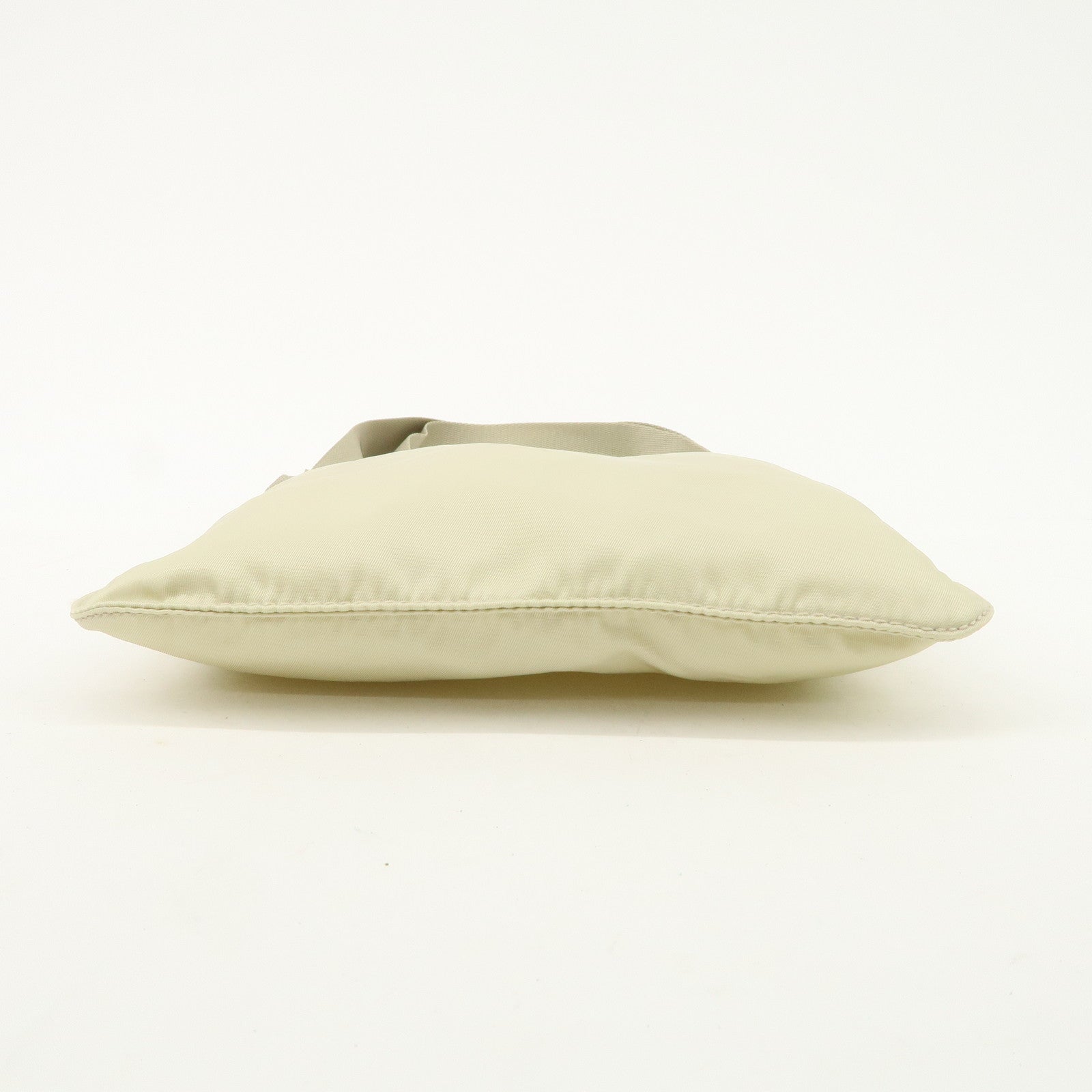 PRADA Triangle Logo Nylon Shoulder Bag Crossbody Bag Beige B7372 Used