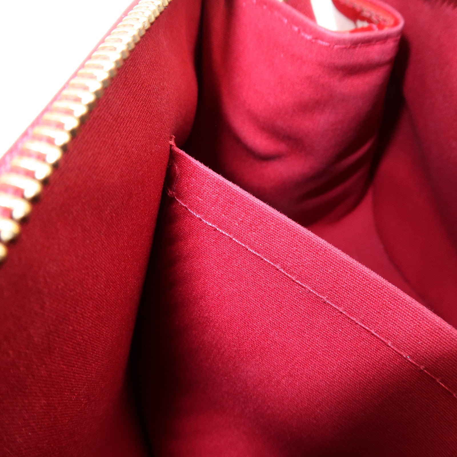 Louis Vuitton Vernis Rosewood Avenue Hand Bag Pomme DAmour M93507