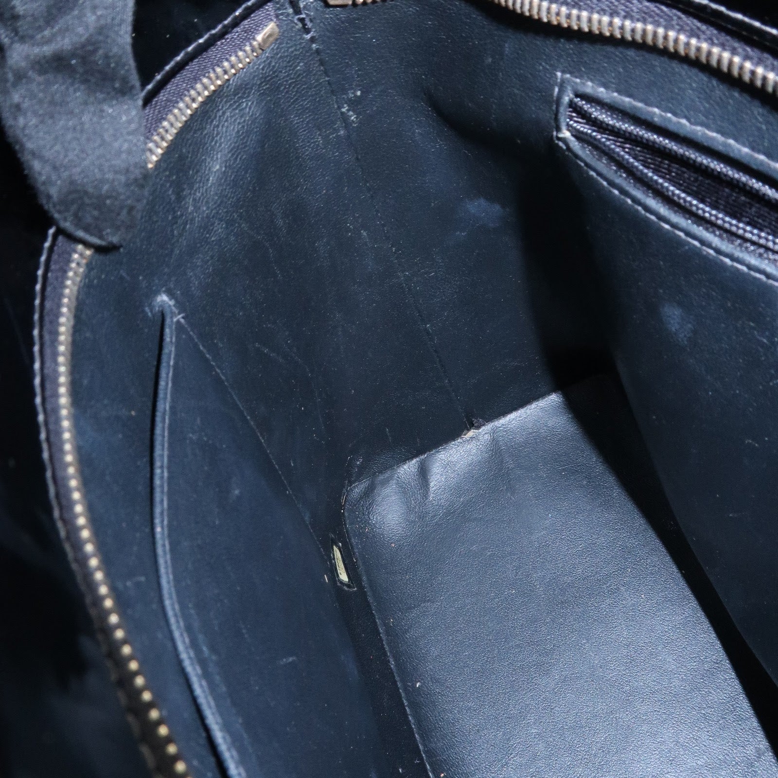 CHANEL Matelasse Patent Leather Medalion Tote Bag Black A01804