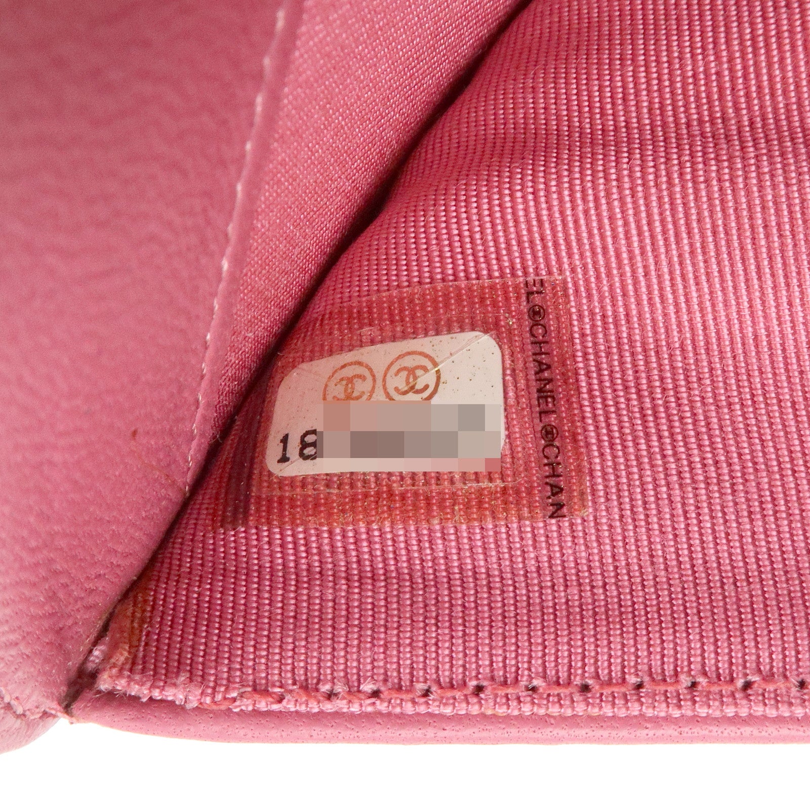 CHANEL Matelasse Lamb Skin Bi-fold Wallet Purse Pink