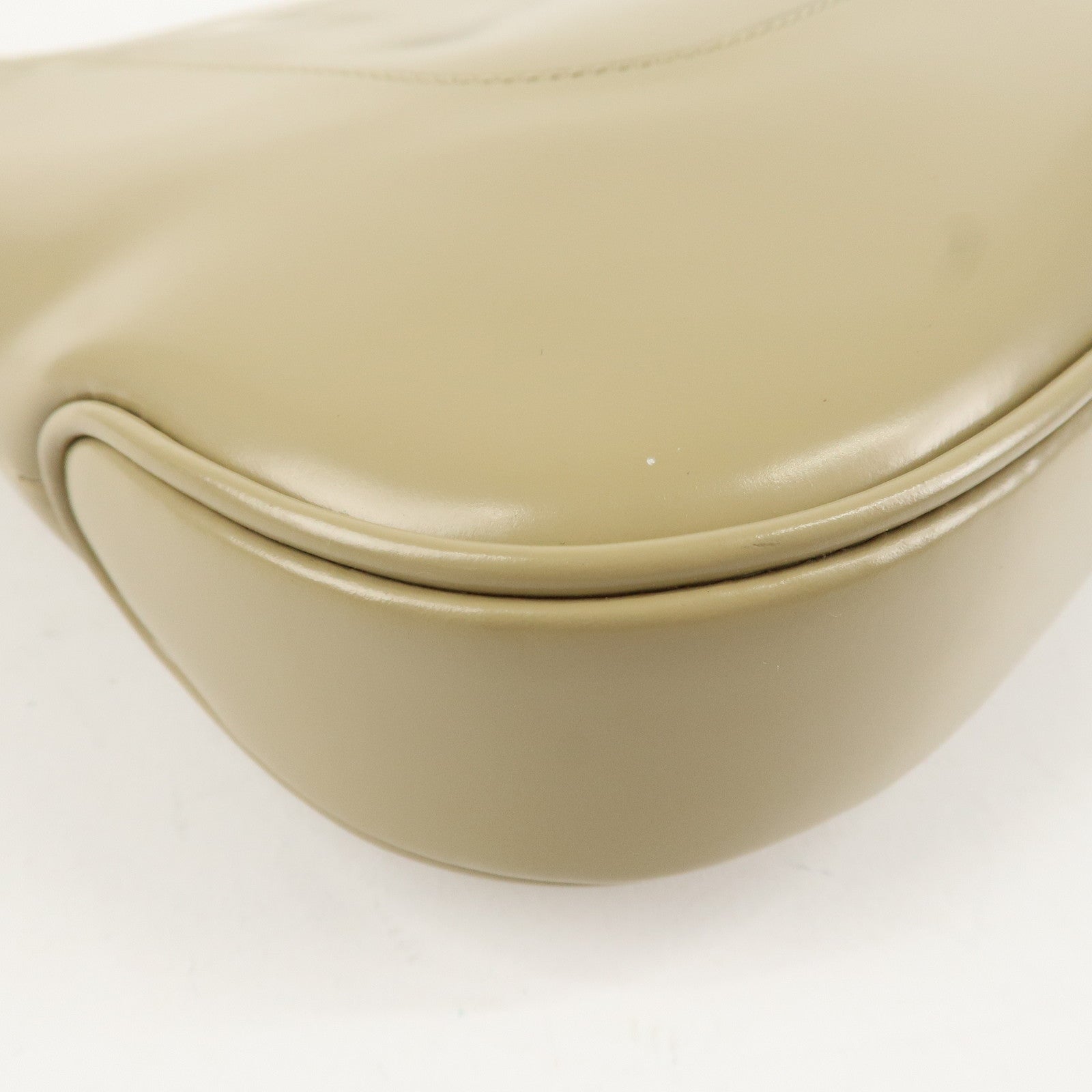 GUCCI Leather Shoulder Bag Hand Bag Beige 001.4150.002058 Used