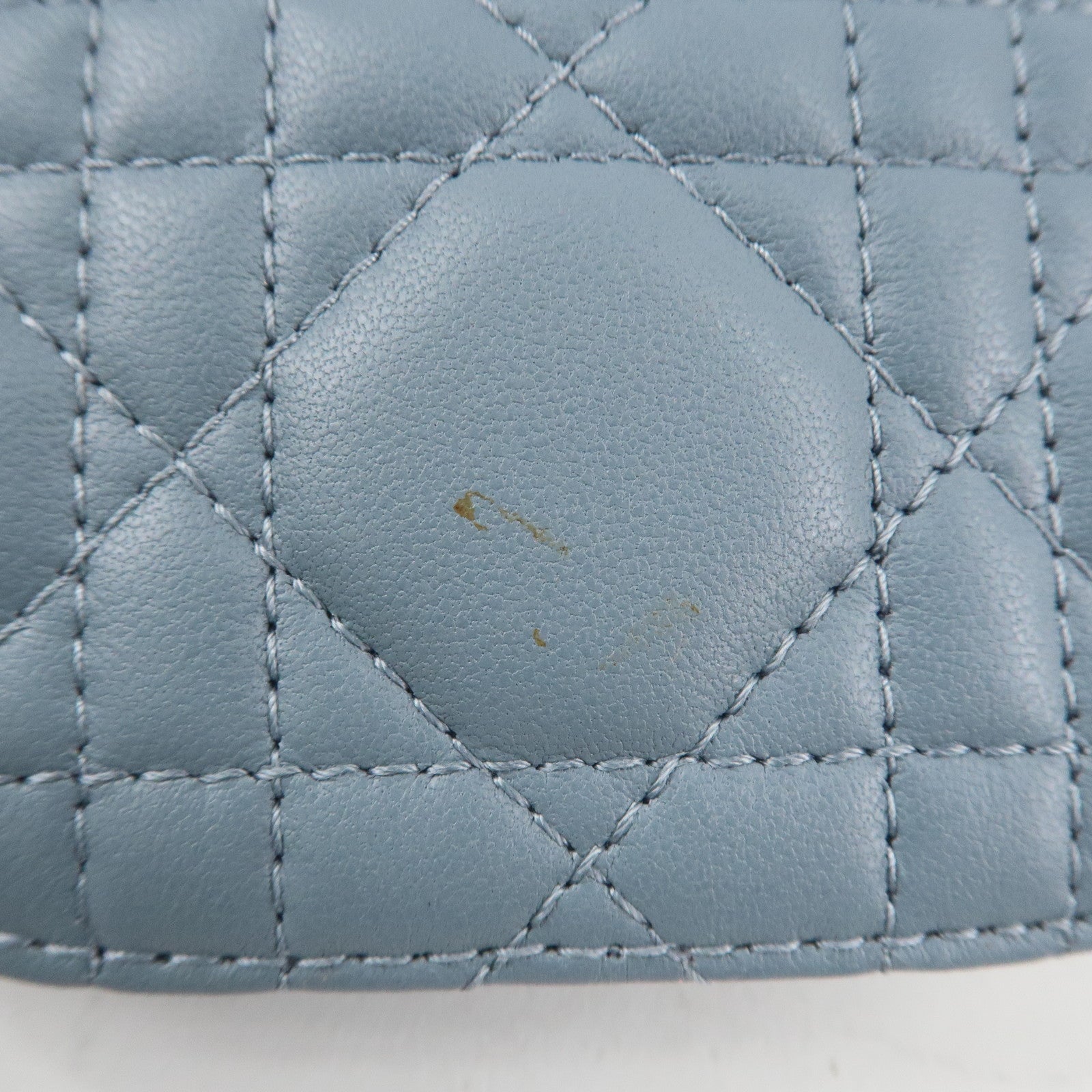 Christian Dior Lady Dior Call'in Dior Canage Lamb Skin Phone Holder Used