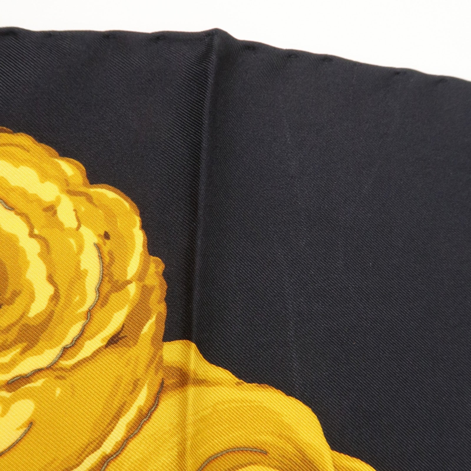 CHANEL Silk 100% Flower Chain Print Scarf Black Gold
