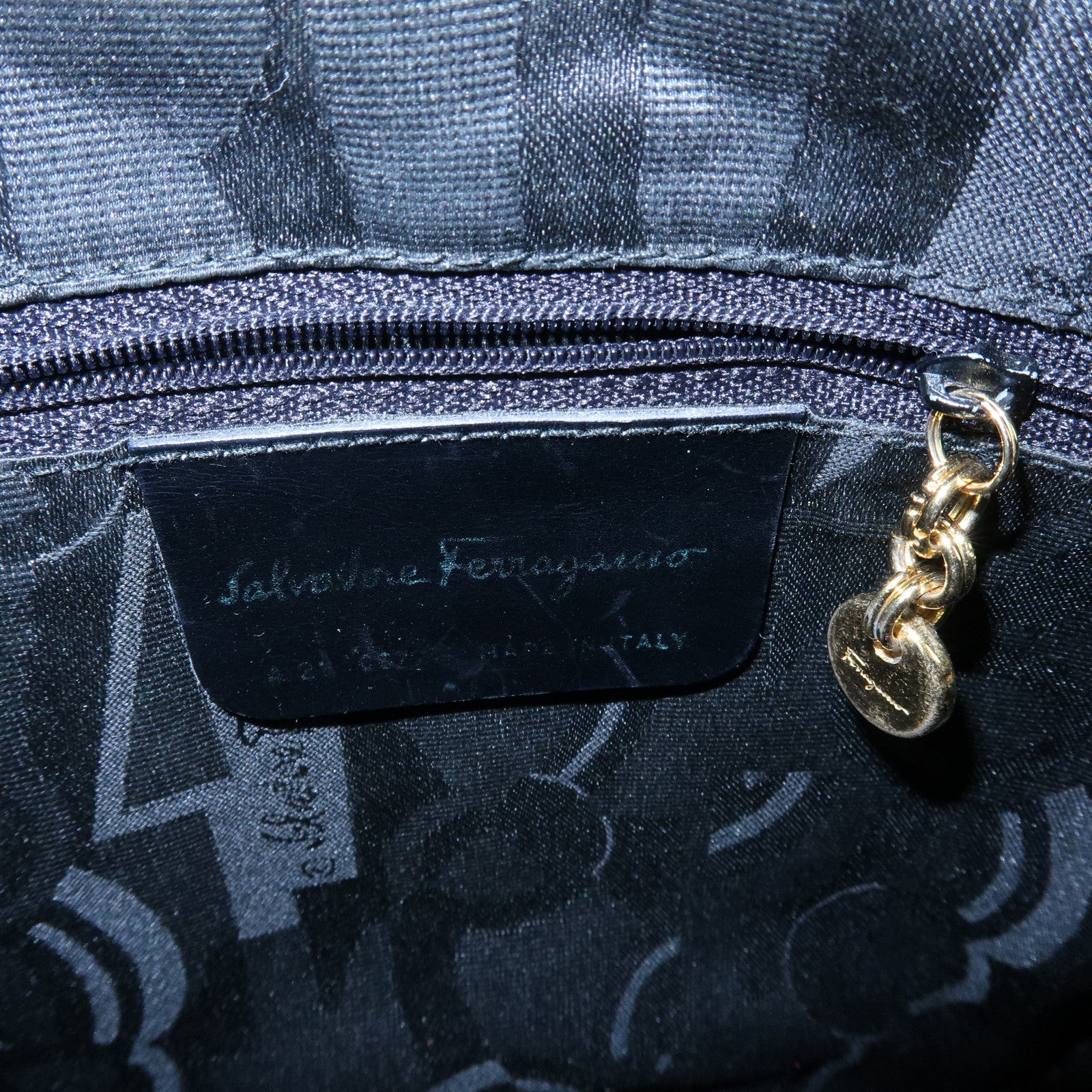 Ferragamo Vara Embossed Leather Shoulder Bag Crossbody Bag Black
