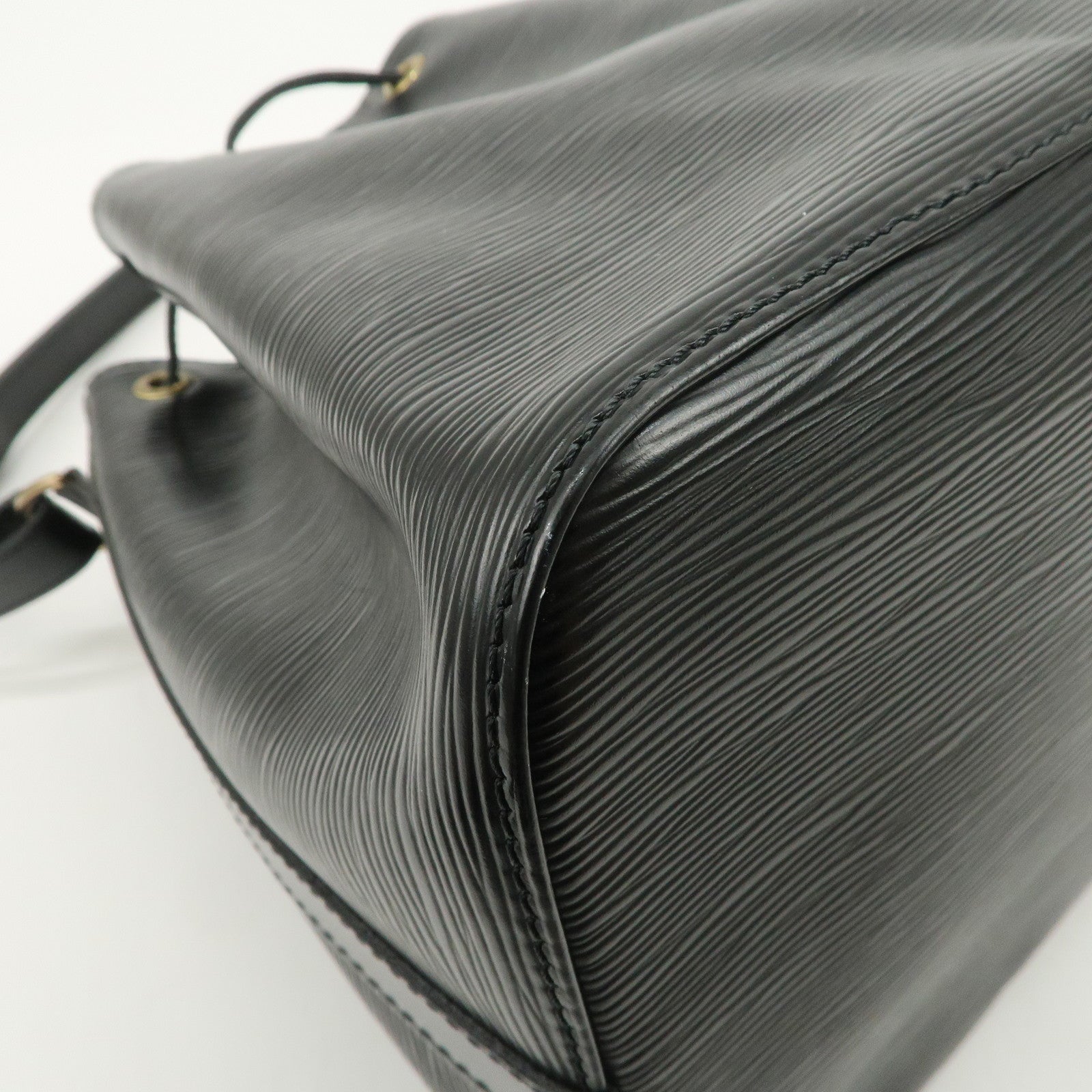 Louis Vuitton Epi Leather Petit Noe Shoulder Bag Noir Black M59012