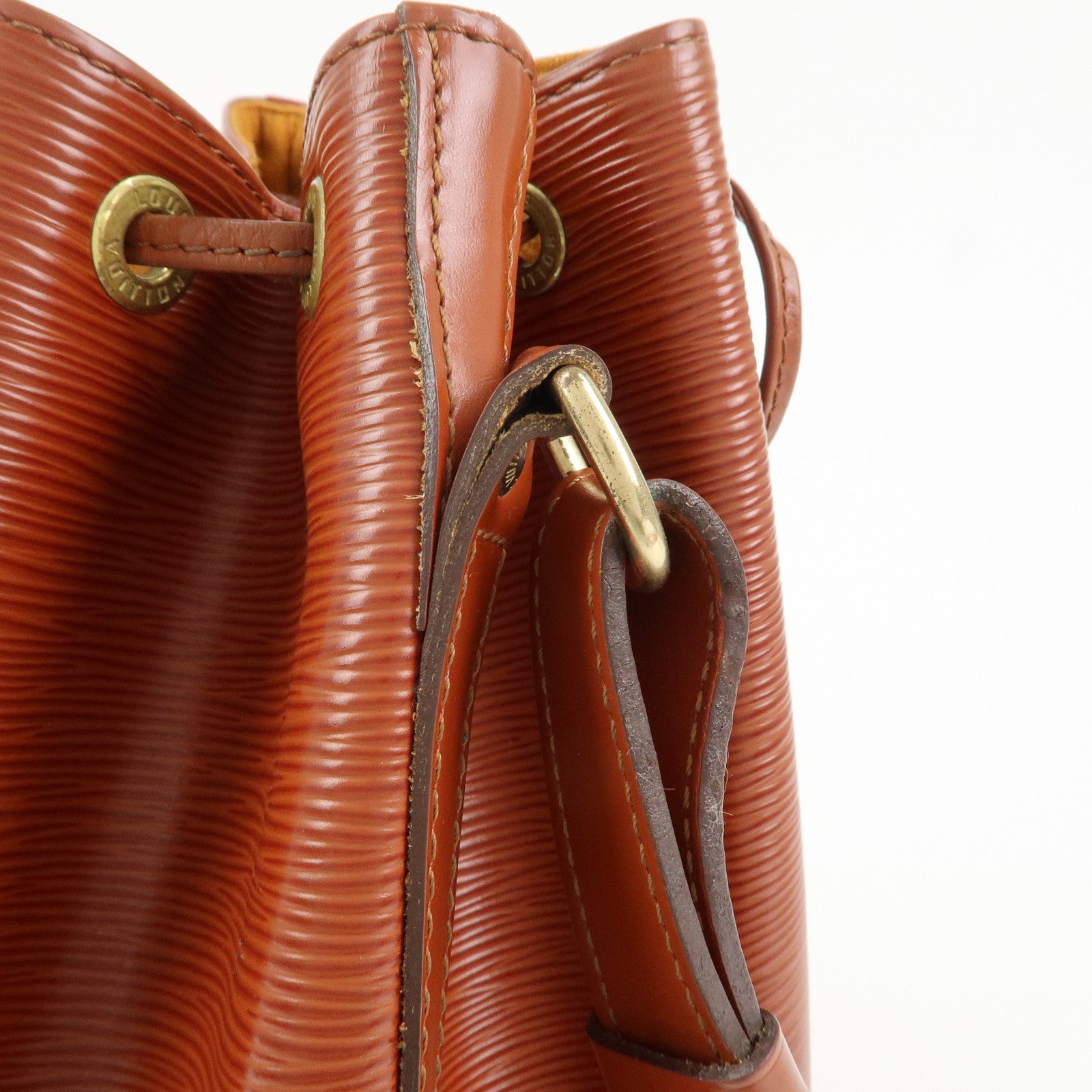 Louis Vuitton Epi Noe Leather Shoulder Bag Kenya Brown M44003