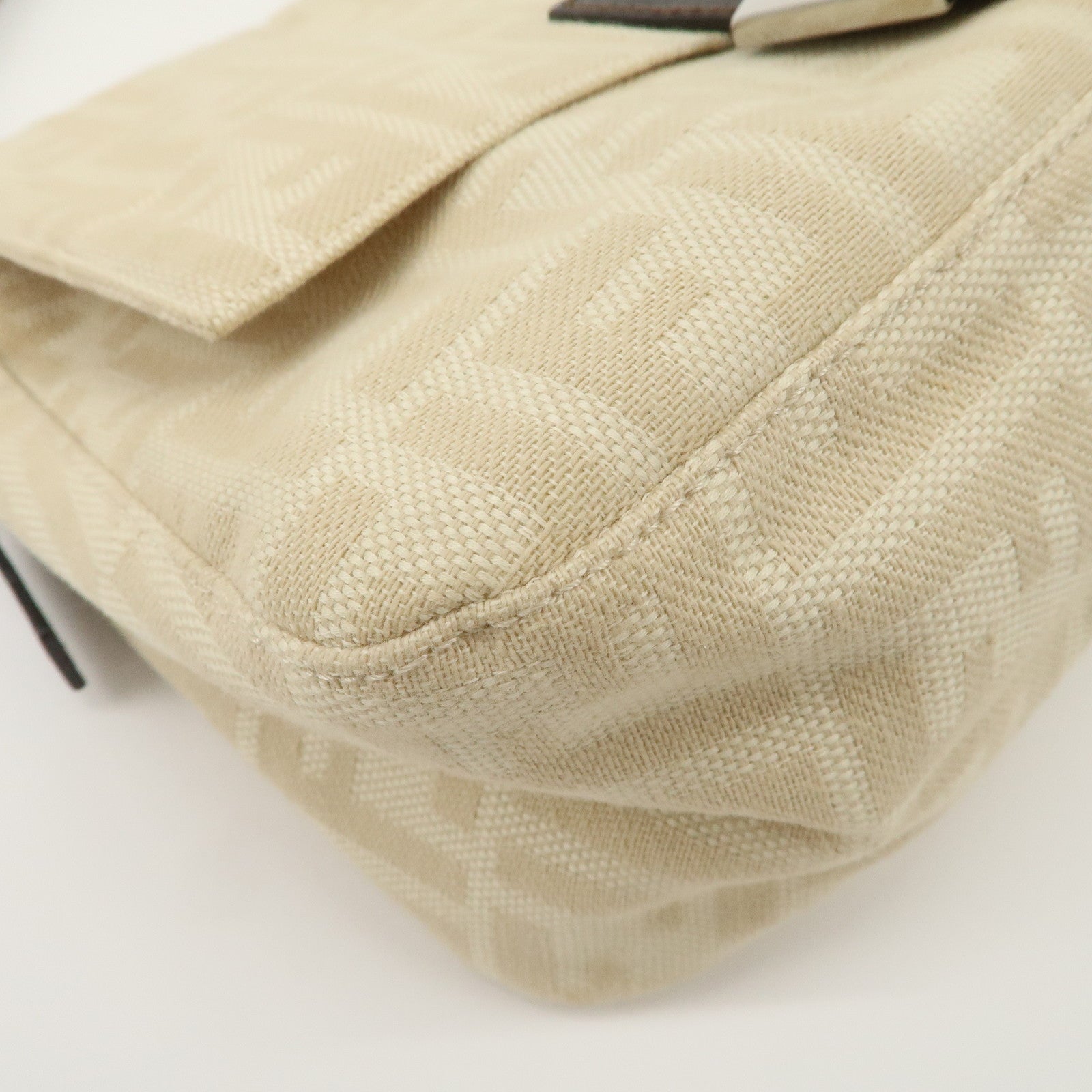 FENDI Mamma Baguette Zucca Canvas Shoulder Bag Beige 26325 Used