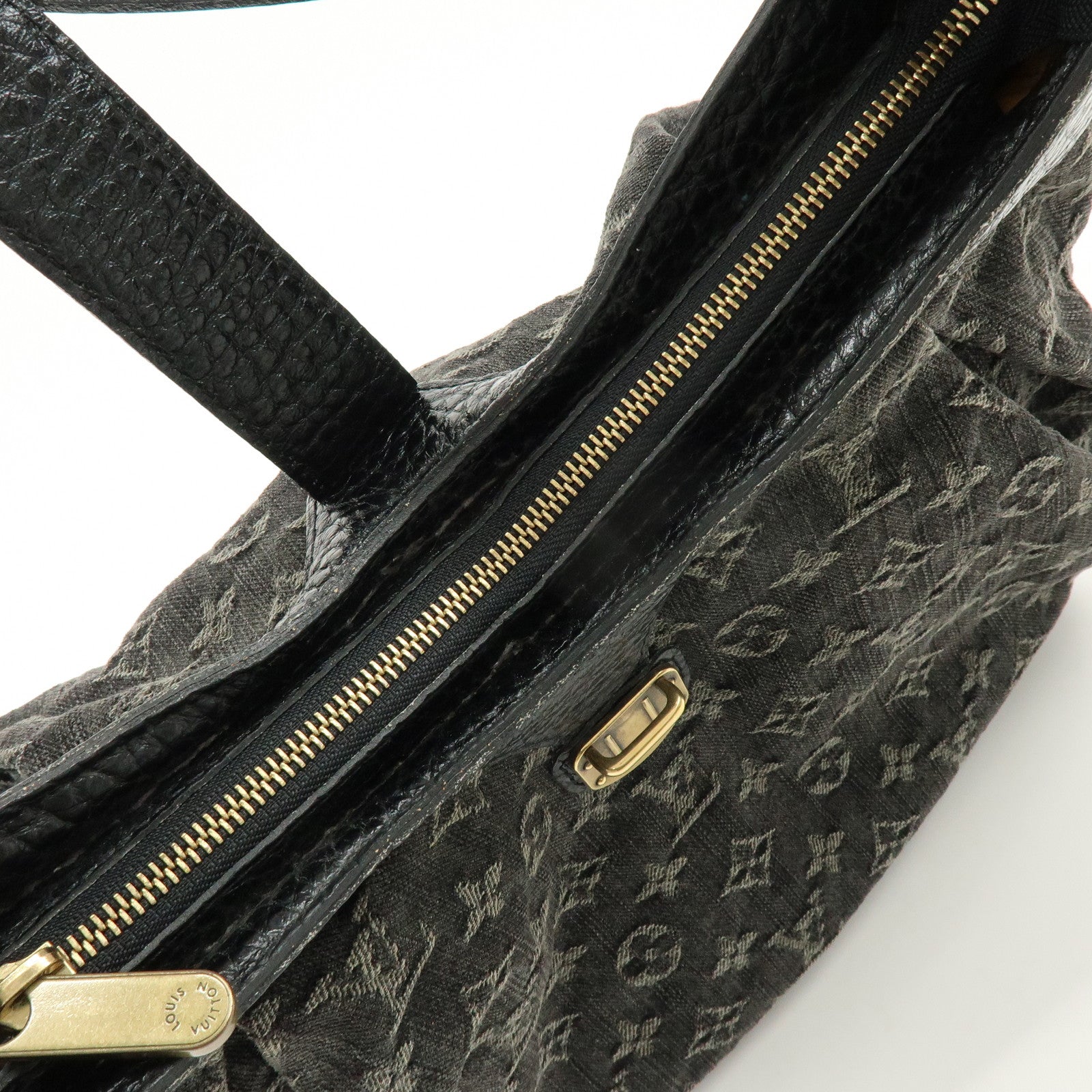 Louis Vuitton Monogram Denim Slightly Shoulder Bag Noir M95835