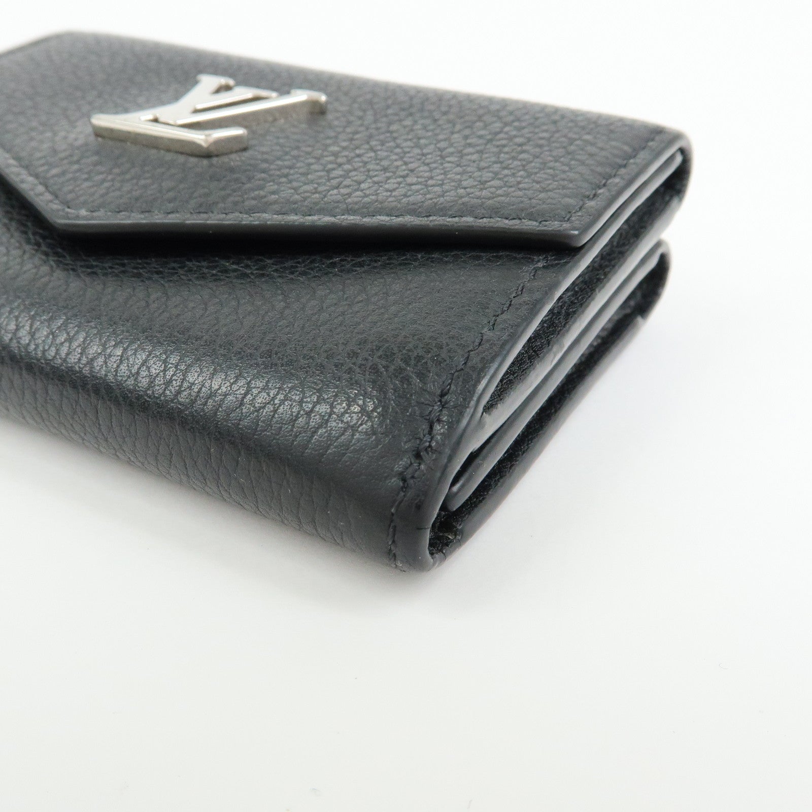 Louis Vuitton Portefeuille Lock Mini Compact Wallet Noir M63921