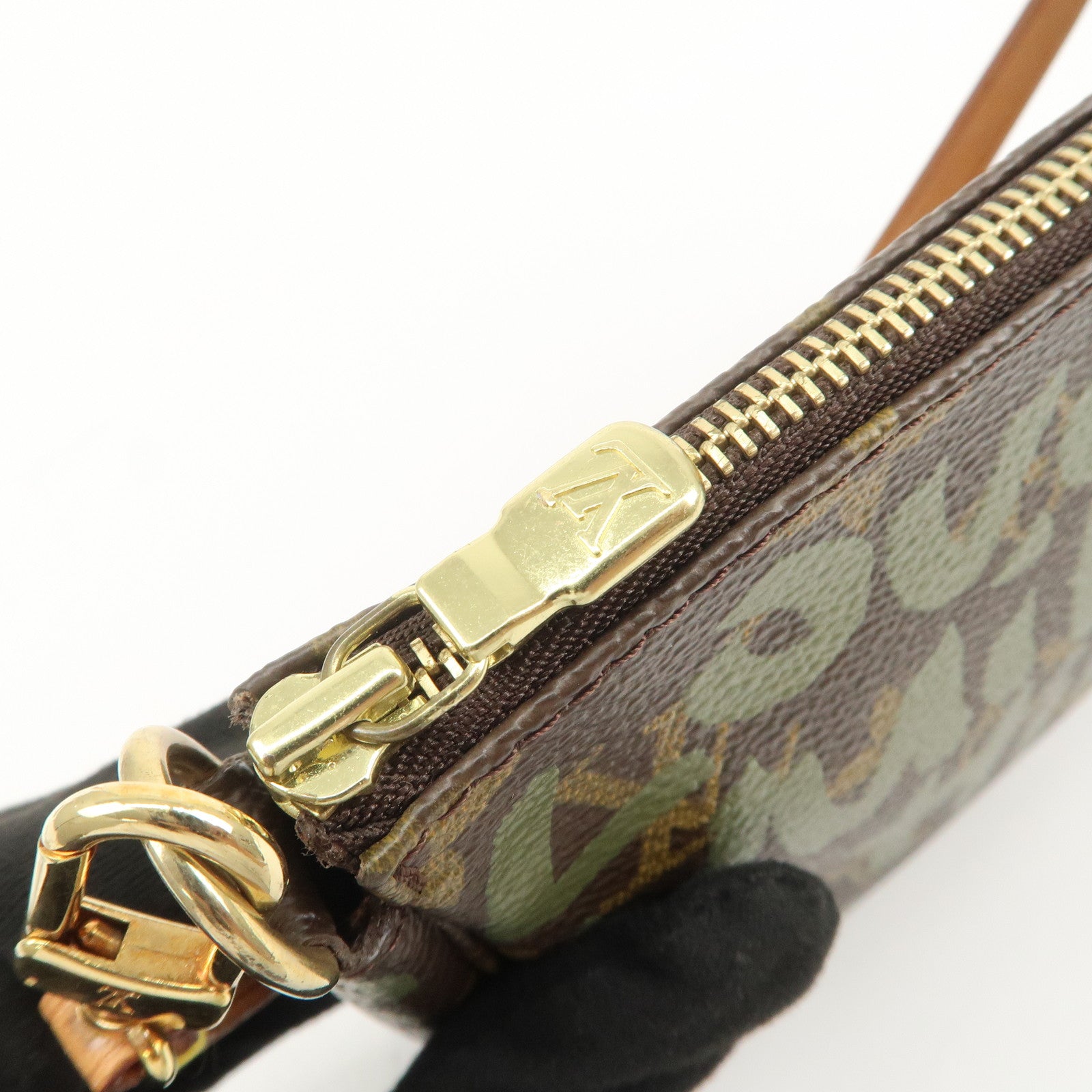 Louis Vuitton Monogram Graffiti Pochette Accessoires HandBag M92191