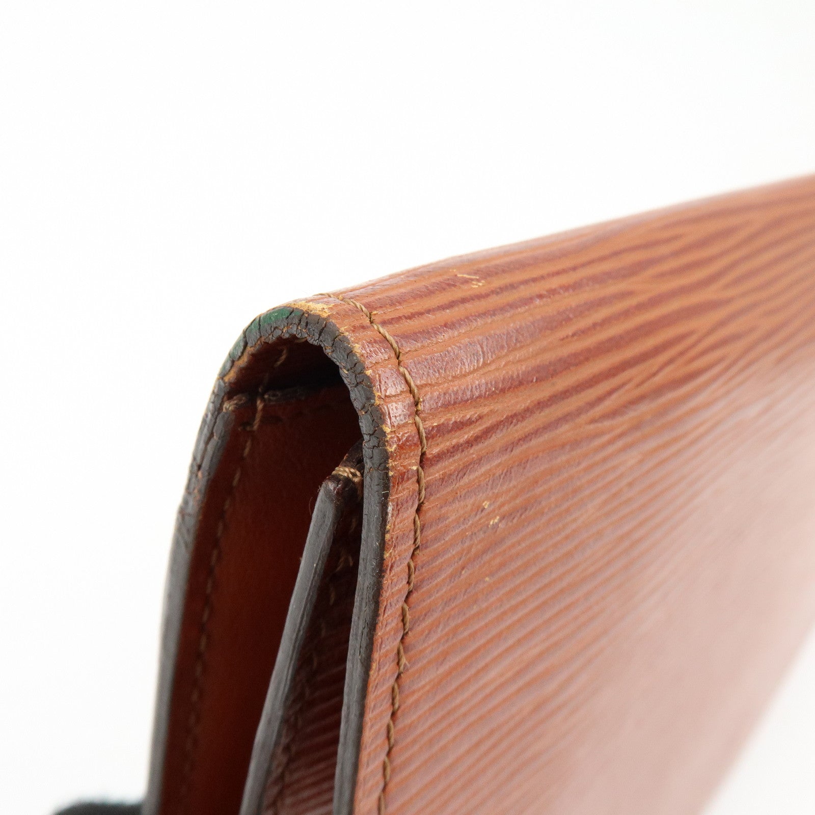 Louis Vuitton Epi Leather Art Deco Clutch Bag Kenya Brown M52633