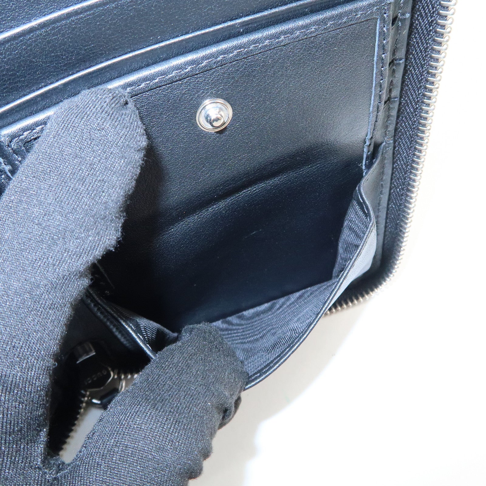 GUCCI Logo Micro Guccissima Zippy Leather Long Wallet Black 391465