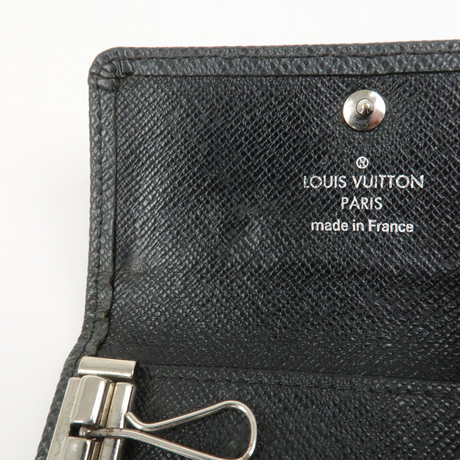 Louis Vuitton Taiga Multicles 6 Key Case Ardoise Black M30532