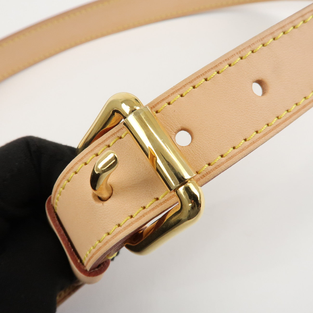 Louis Vuitton Nume Leather Adjustable Shoulder Strap J00109 Used