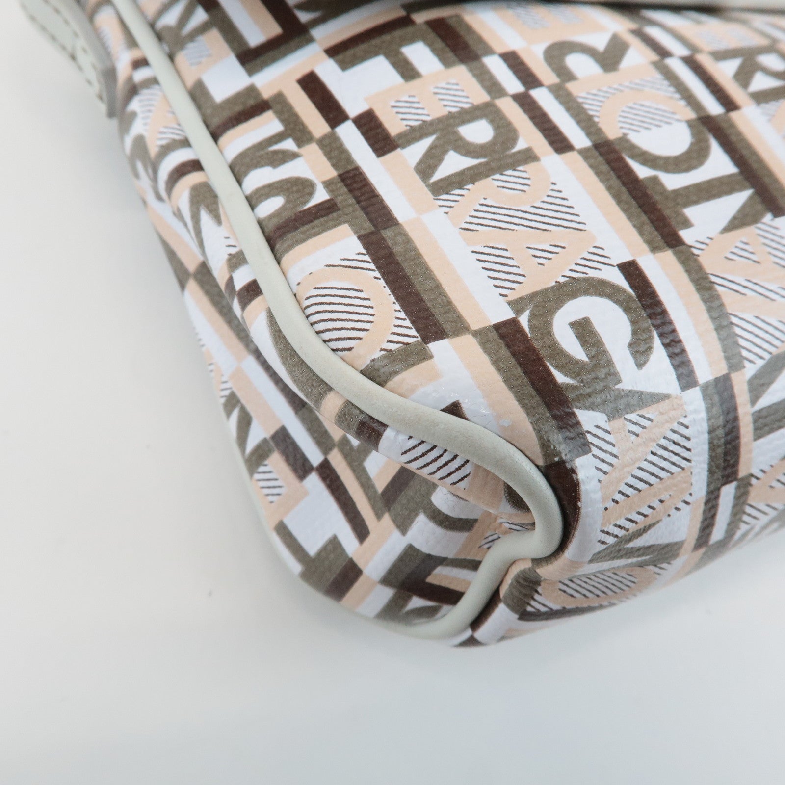 Ferragamo Leather PVC Accessoires Pouch Shoulder Bag Multicolor Used