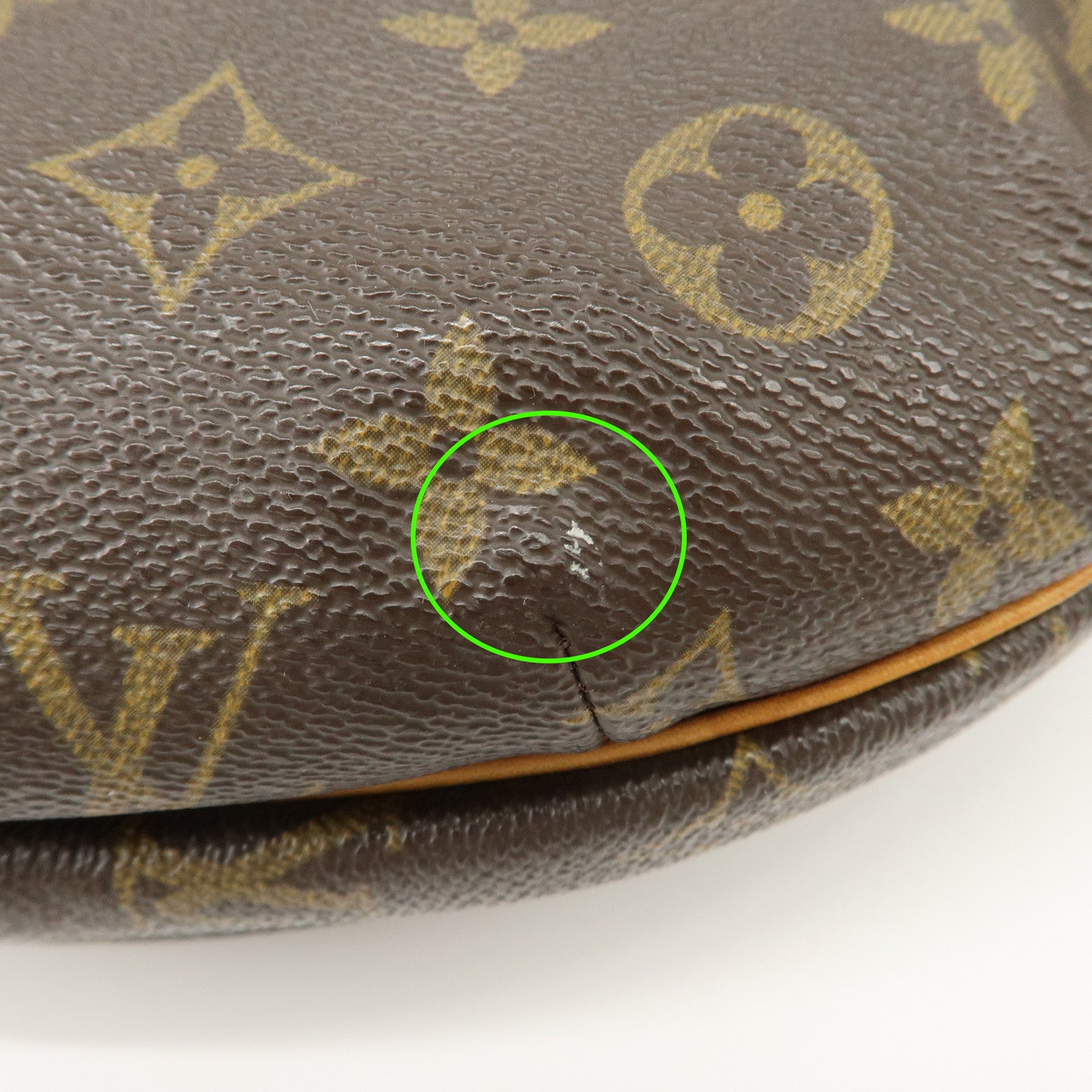 Louis Vuitton Monogram Croissant MM Shoulder Bag M51512
