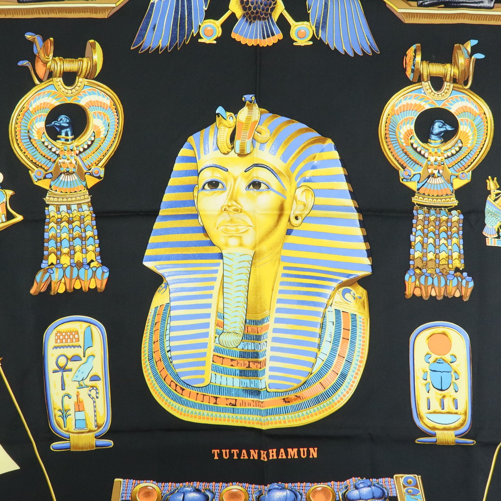 HERMES Carre 90 Silk 100% TUTANKHAMUN Scarf Gold Black