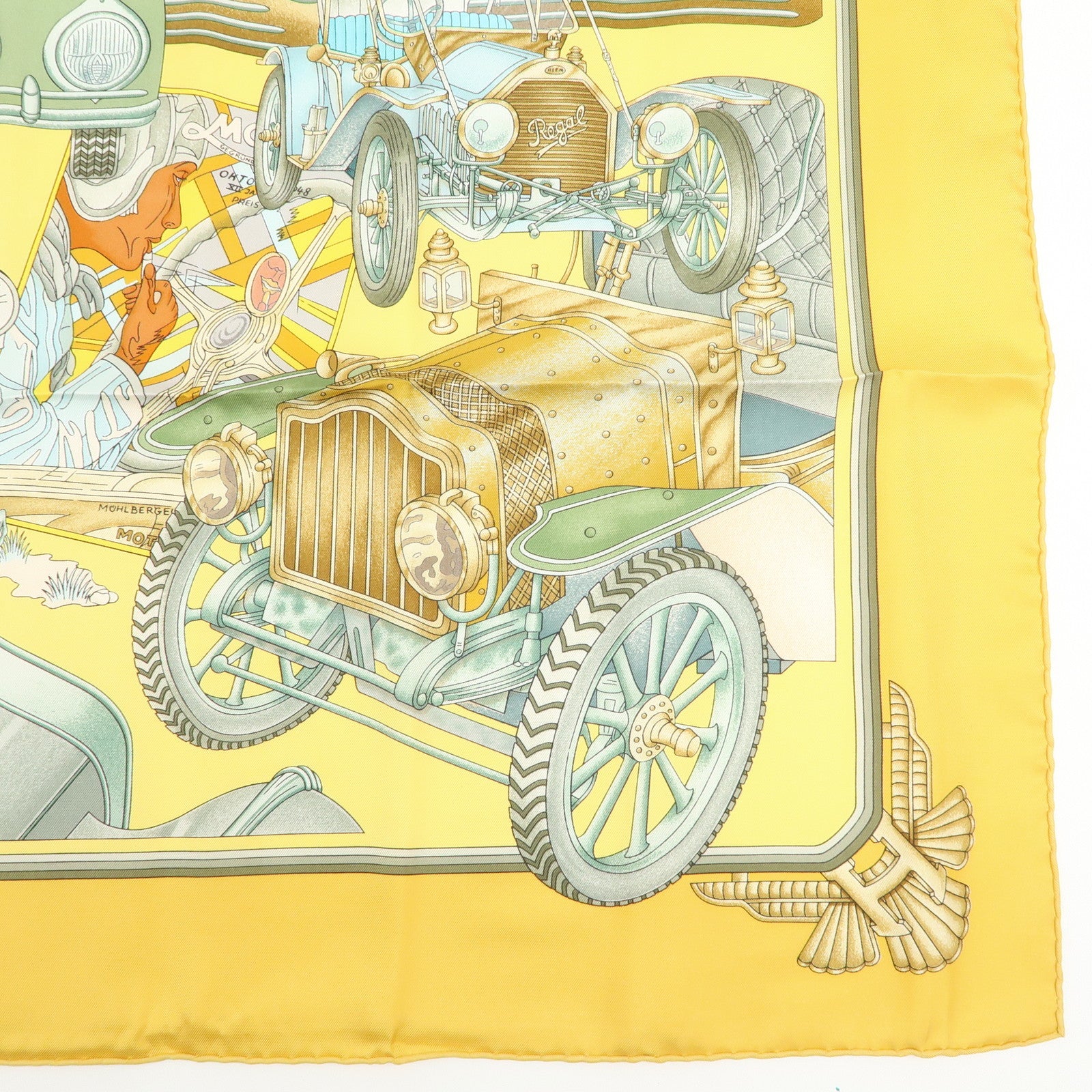 HERMES Carre 90 Silk 100% Scarf Automobile Yellow