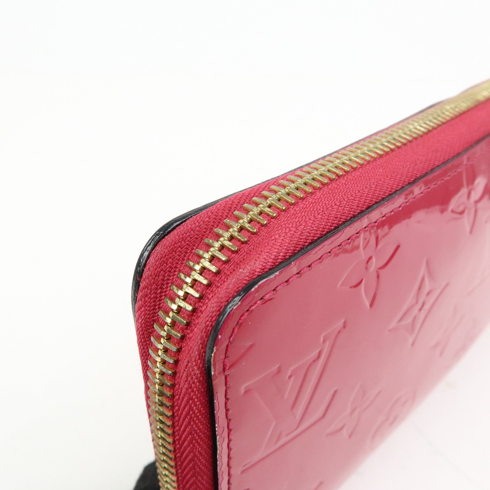 Louis Vuitton Monogram Vernis Round Zippy Wallet Rose Indien M91597