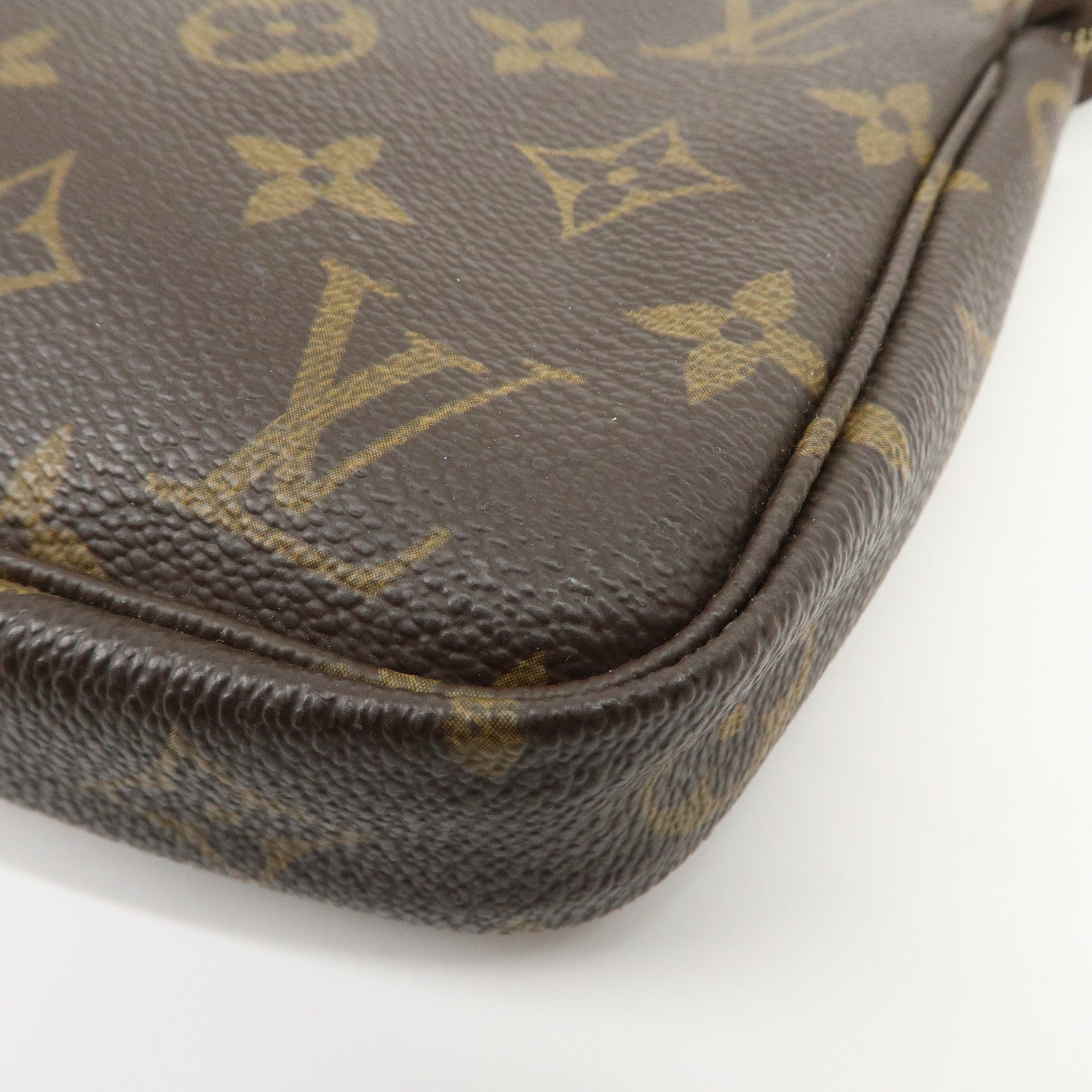 Louis Vuitton Monogram Pochette Accessoires Pouch Hand Bag M51980
