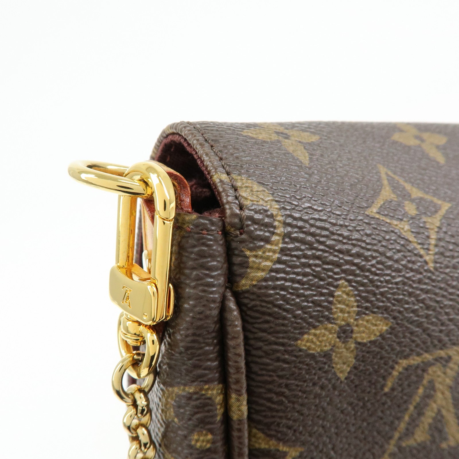 Louis Vuitton Monogram Favorite MM Shoulder Bag Brown M40718