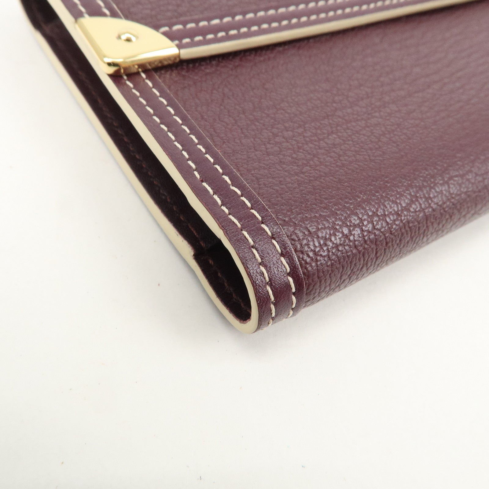 Louis Vuitton Suhali Portefeuille Tresor International M91838