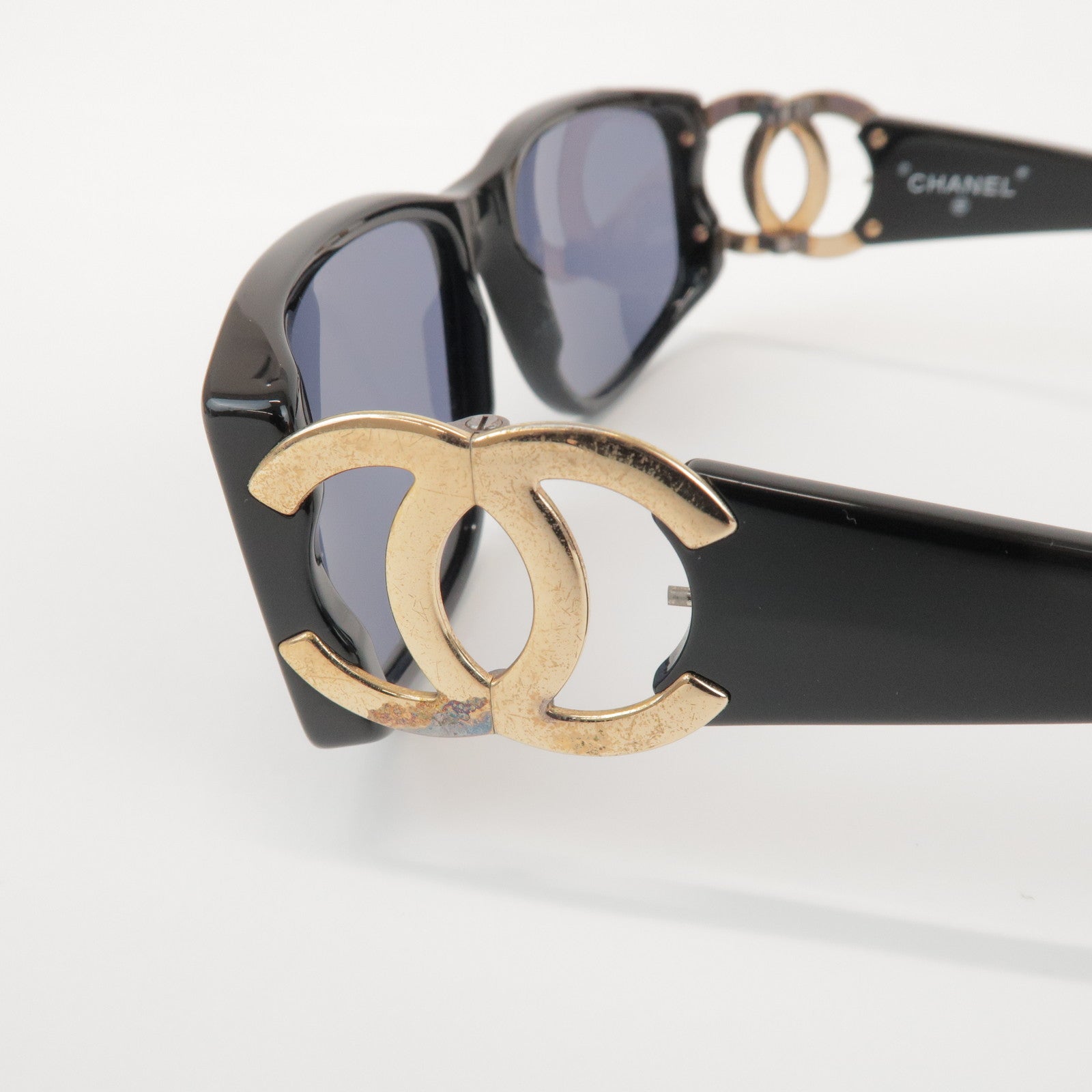 CHANEL COCO Mark Plastic Sunglasses Black Gold 02461 94305