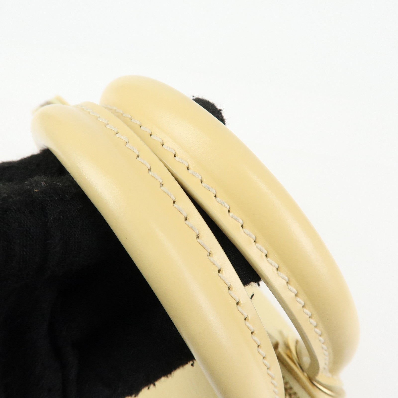Louis Vuitton Alma Epi Leather Hand Bag Vanilla M5214A