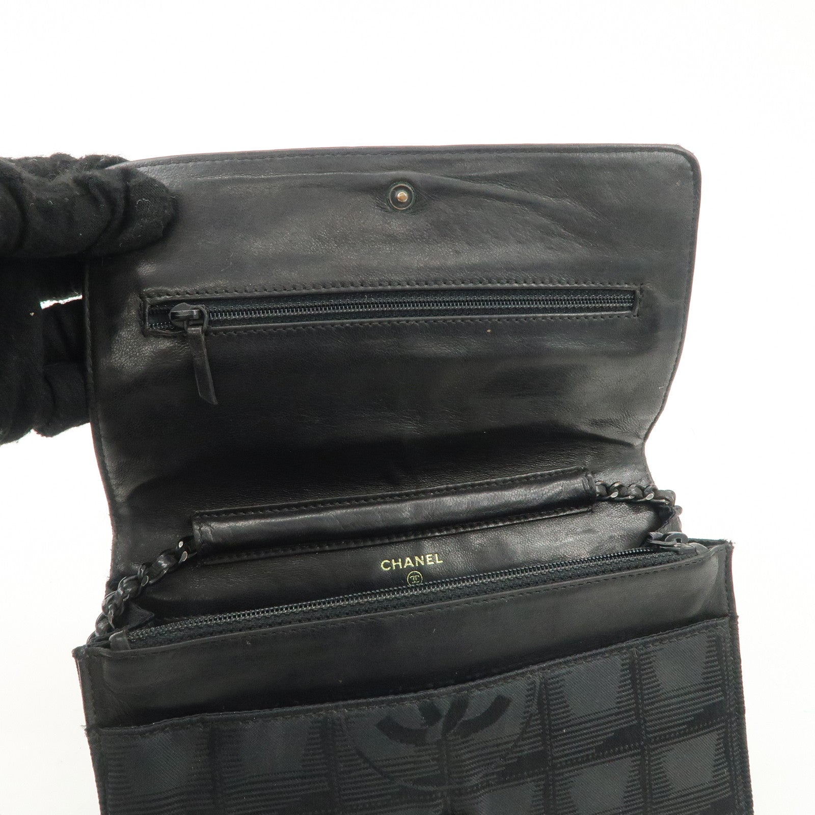 Chanel New Travel Line Nylon Jacquard Leather Chain Wallet Black A15772 Used