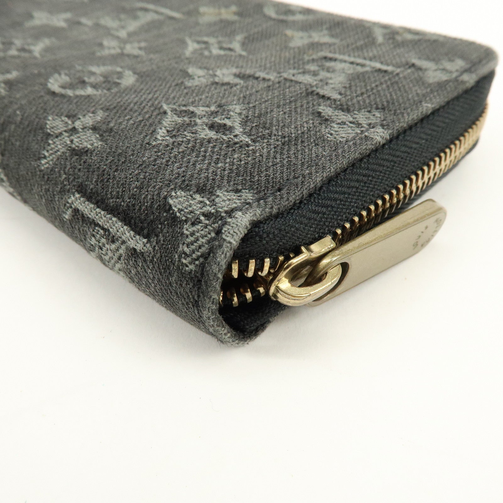Louis Vuitton Monogram Denim Zippy Long Wallet Noir Black M95614