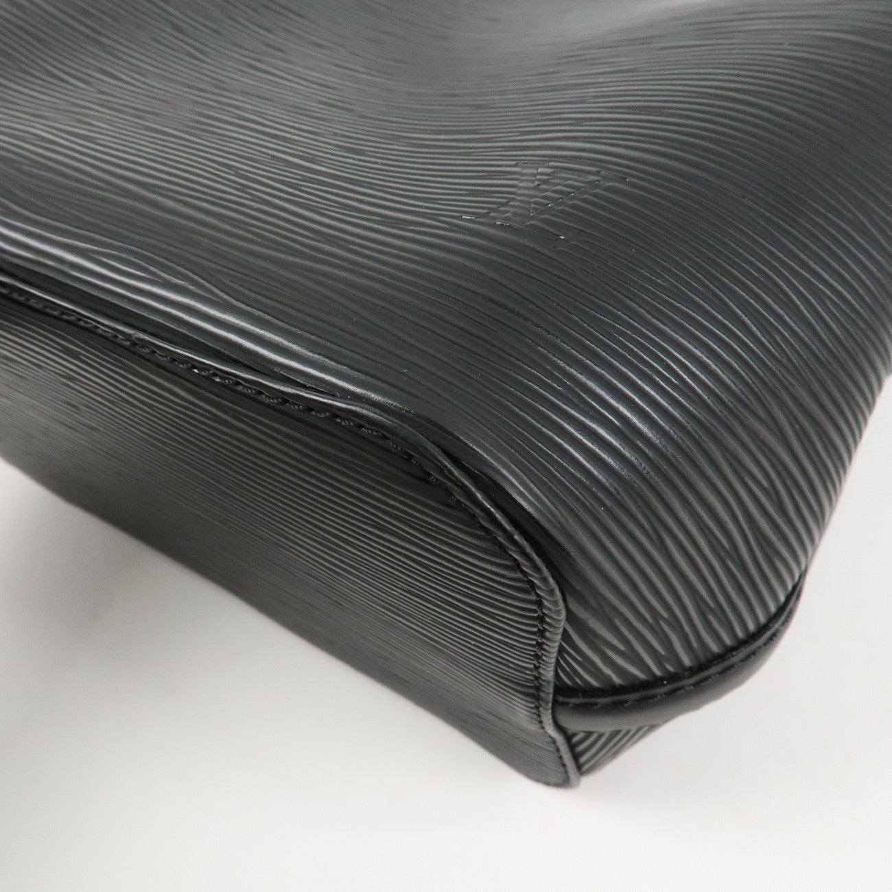 Louis Vuitton Epi Mandala PM Shoulder Bag Noir Black M58932 Used