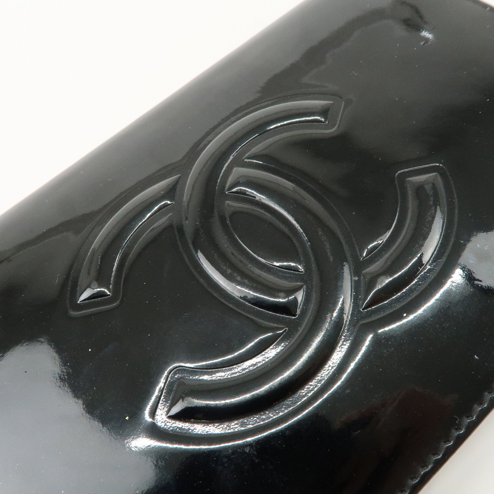 CHANEL Camelia Make Up Palette Patent Leather Long Wallet A46074 Used