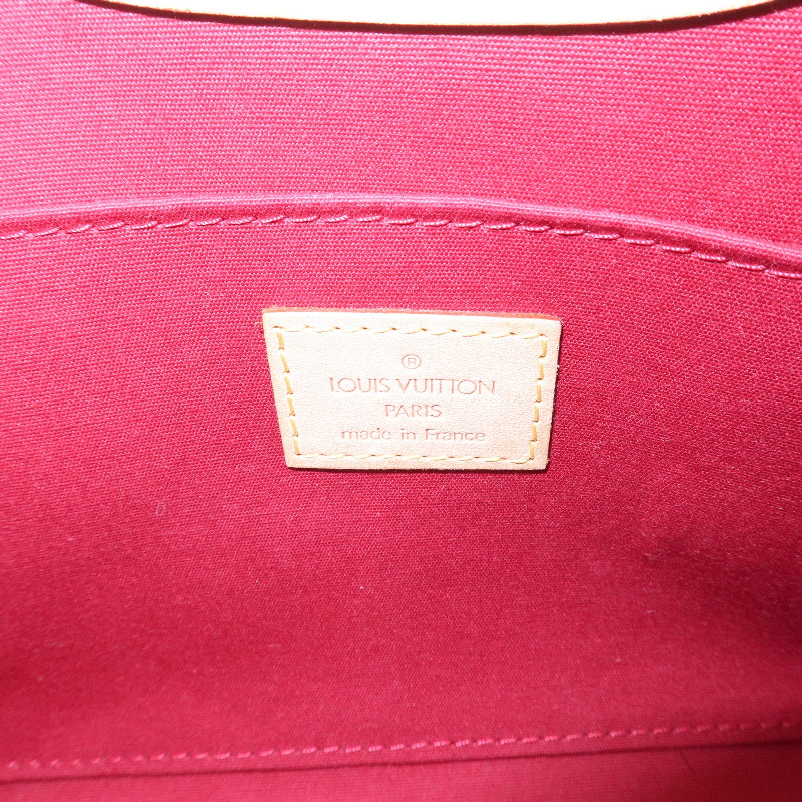 Louis Vuitton Monogram Vernis Roxbury Drive Shoulder Bag M91987