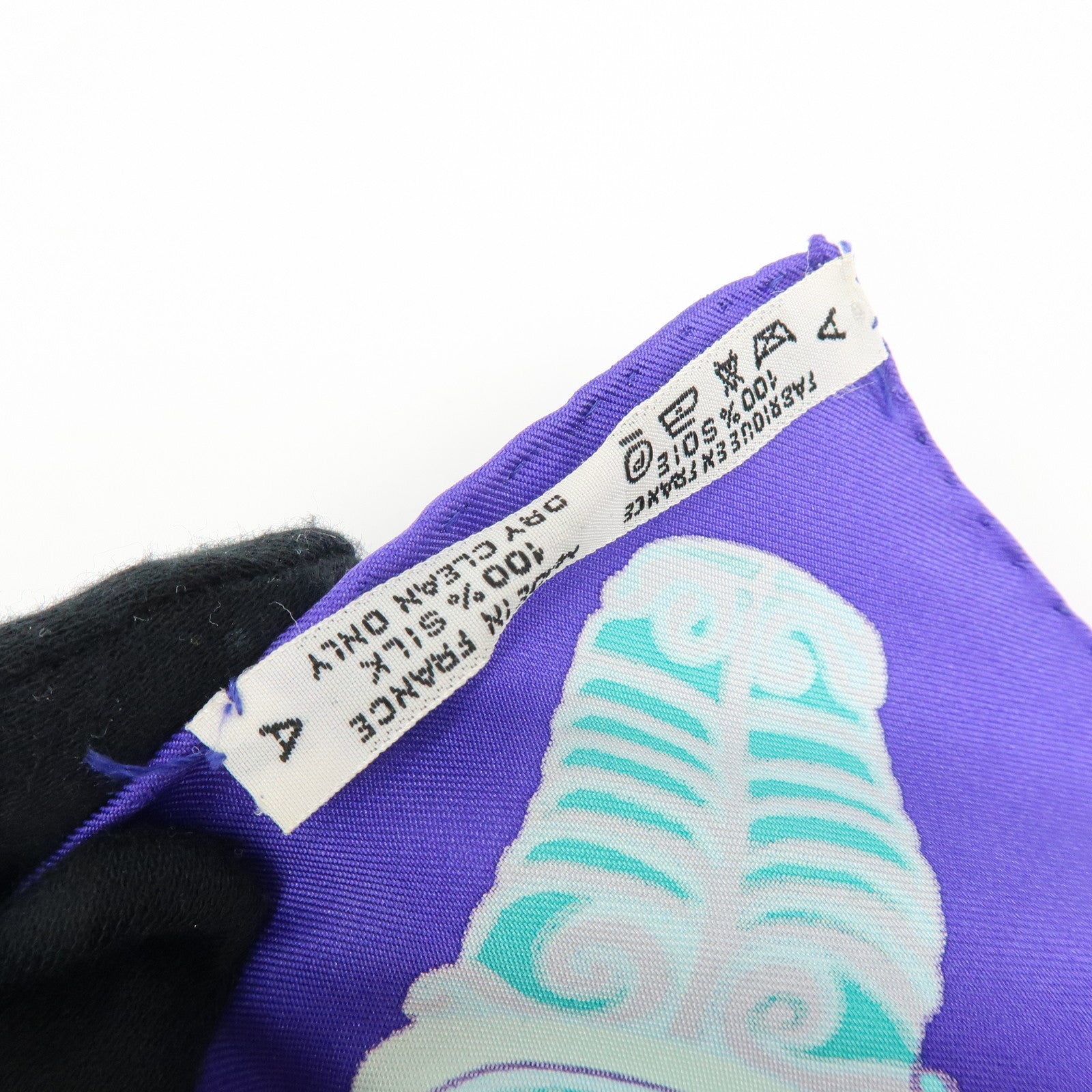 HERMES Carre 90 Silk 100% Etendards et Bonnieres Scarf Purple Blue