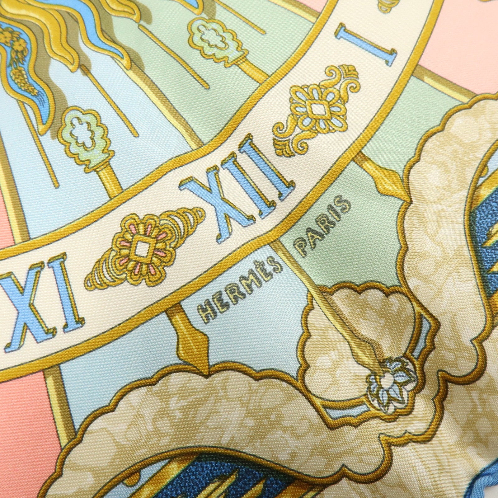 HERMES Carre 40 Silk 100% GLORIA SOLI Scarf Light Blue Gold
