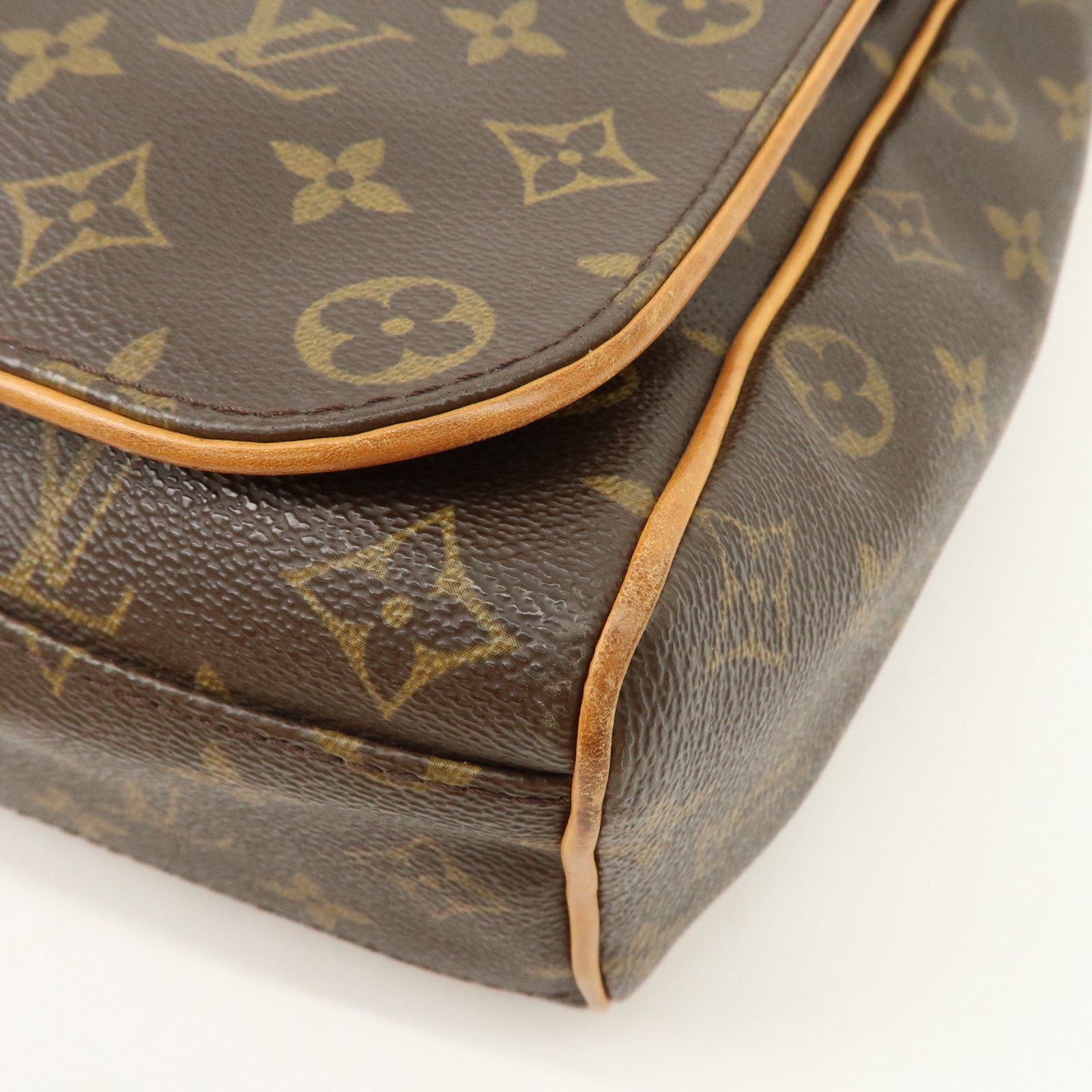 Louis Vuitton Monogram Abbesses Messenger Shoulder Bag Brown M45257