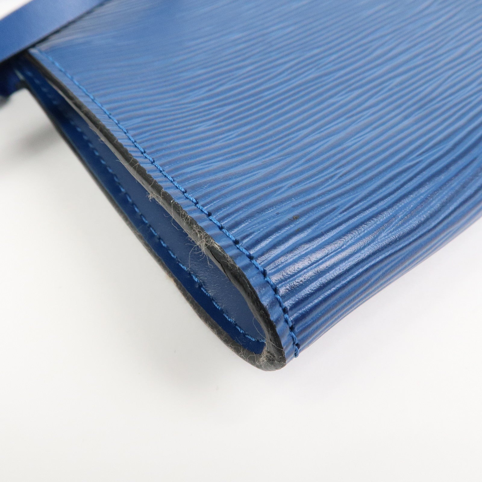 Louis Vuitton Epi Pochette Accessoires Pouch Toledo Blue M52945