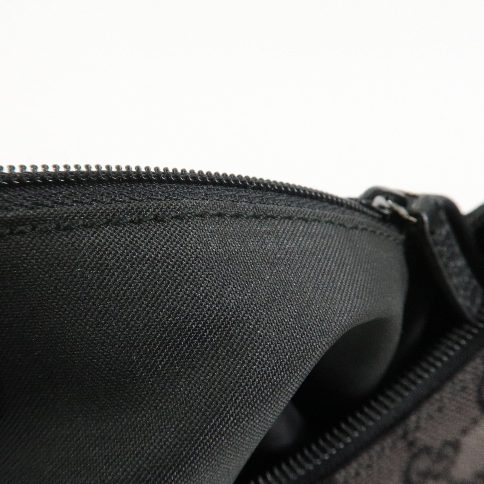 GUCCI GG Canvas Leather Shoulder Bag Hand Bag Brown 001・3386