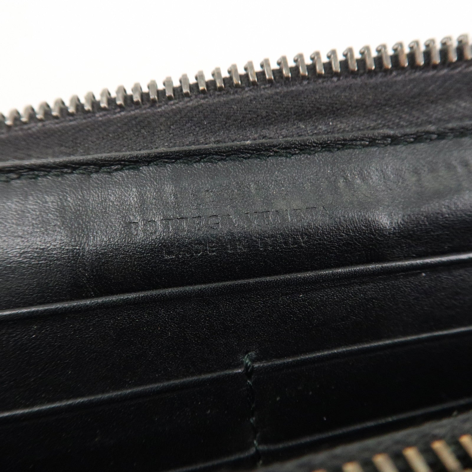 BOTTEGA VENETA Intrecciato Leather Round Zippy Wallet Black 114076 Used