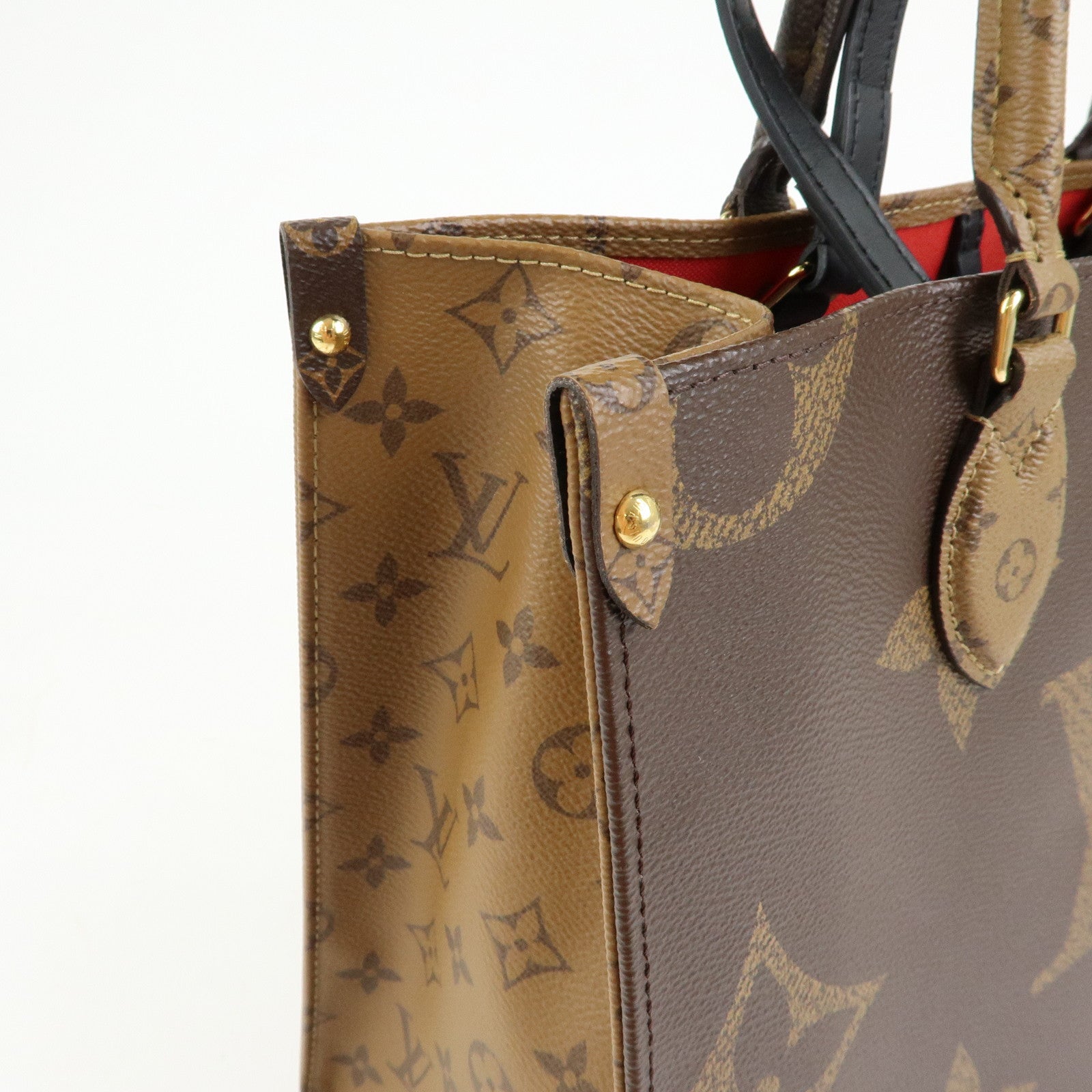LOUIS VUITTON Monogram Giant Reverse On the Go MM Tote Bag M45321