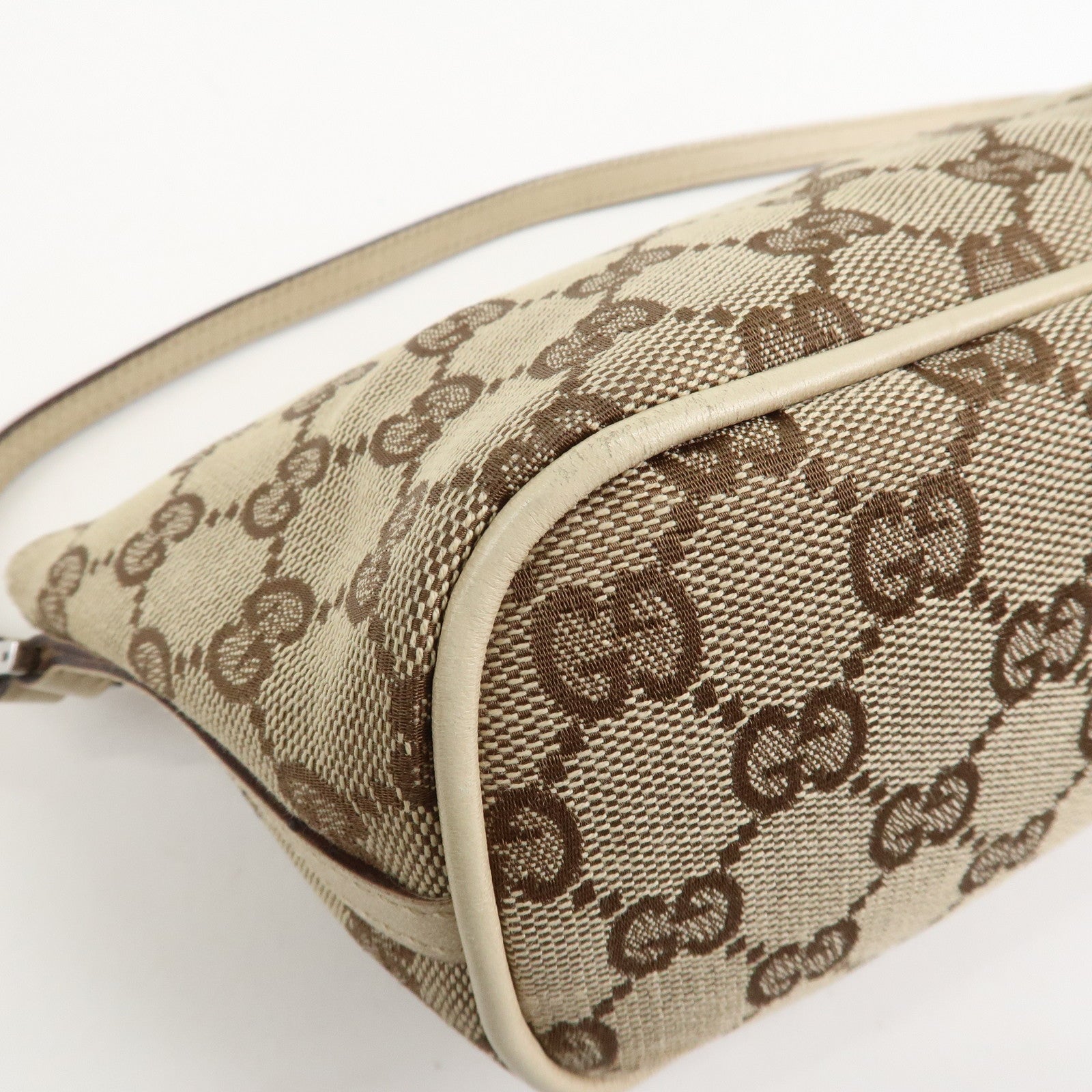 GUCCI Boat Bag GG Canvas Leather Hand Bag Pouch Beige Brown 07198
