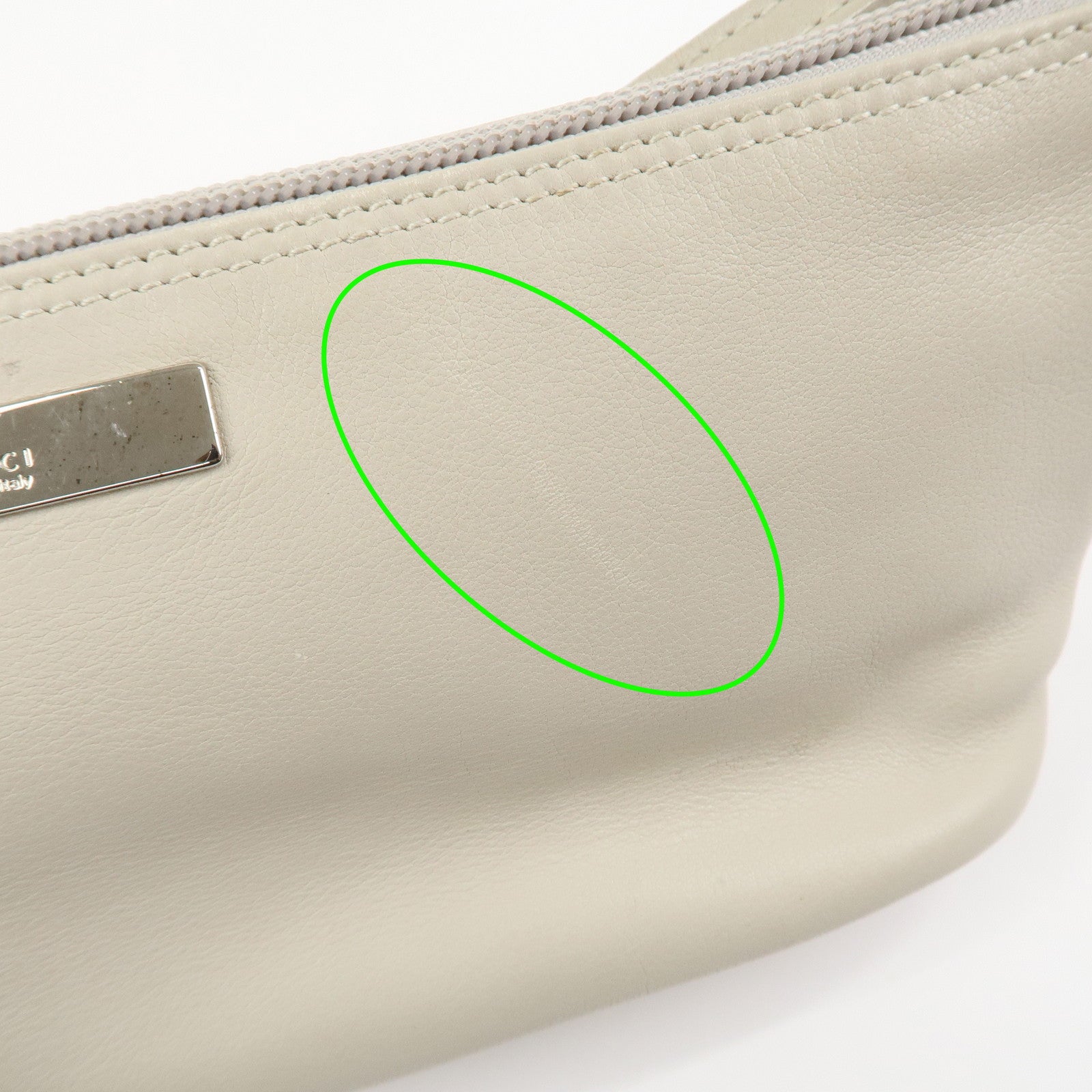 GUCCI Boat Bag Leather Pouch Hand Bag Ivory 039・1103