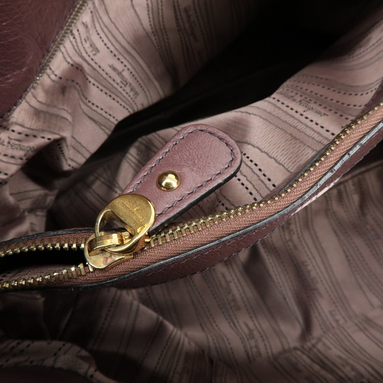 Ferragamo Gancini Leather Tote Bag Hand Bag Light Purple