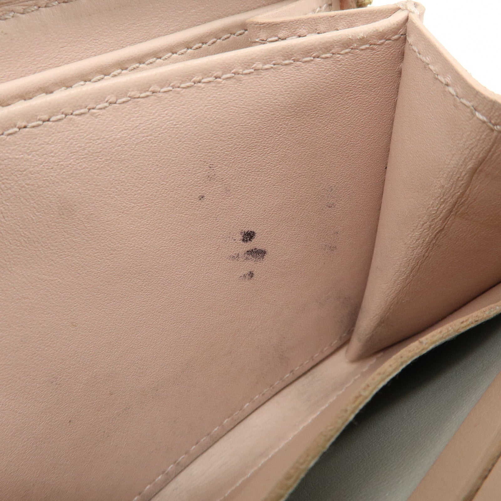 Louis Vuitton Monogram Vernis Leather Zippy Round Coin Case Dune M90203