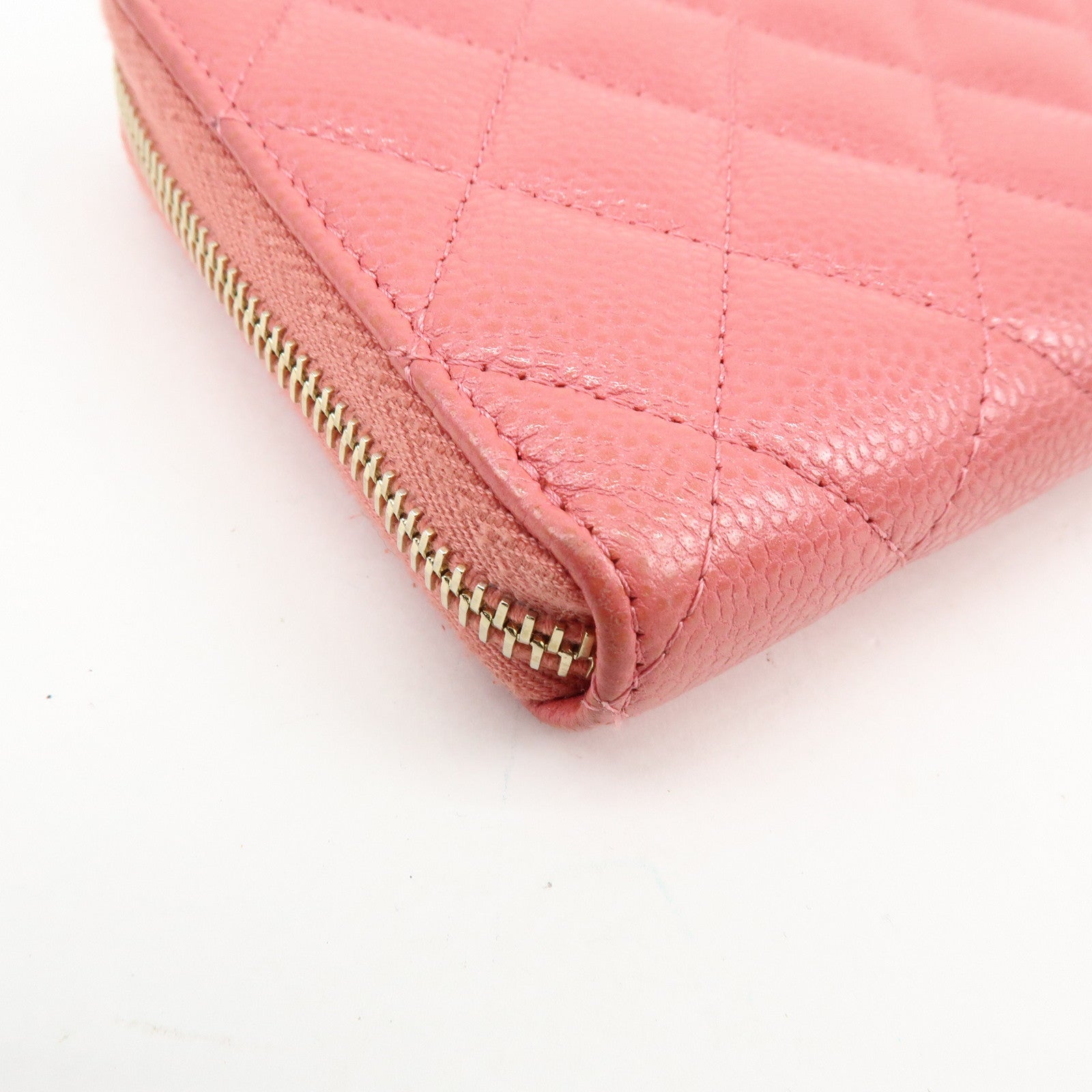 CHANEL Matelasse Caviarskin Round Zippy Long Wallet Pink A82281