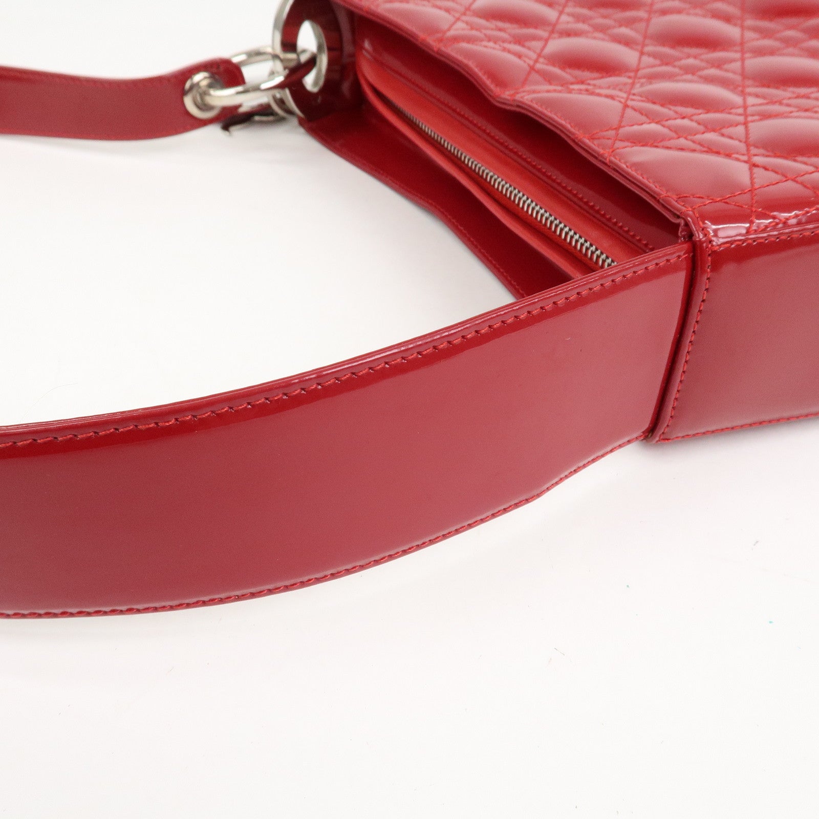 Christian Dior Cannage Patent Leather One Shoulder Bag Red