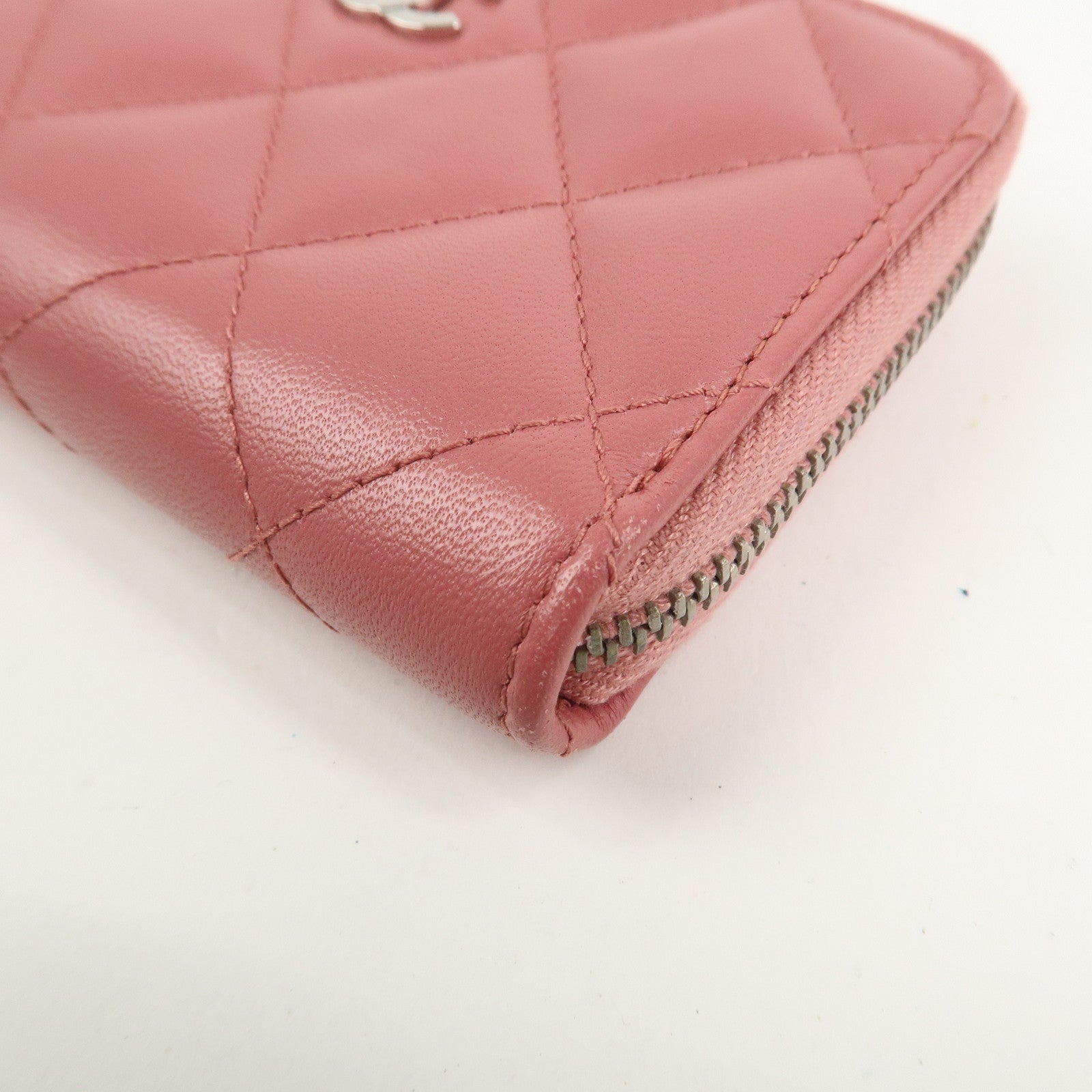 CHANE Matelasse Lambskin Classic Zippy Coin Case Pink AP0216